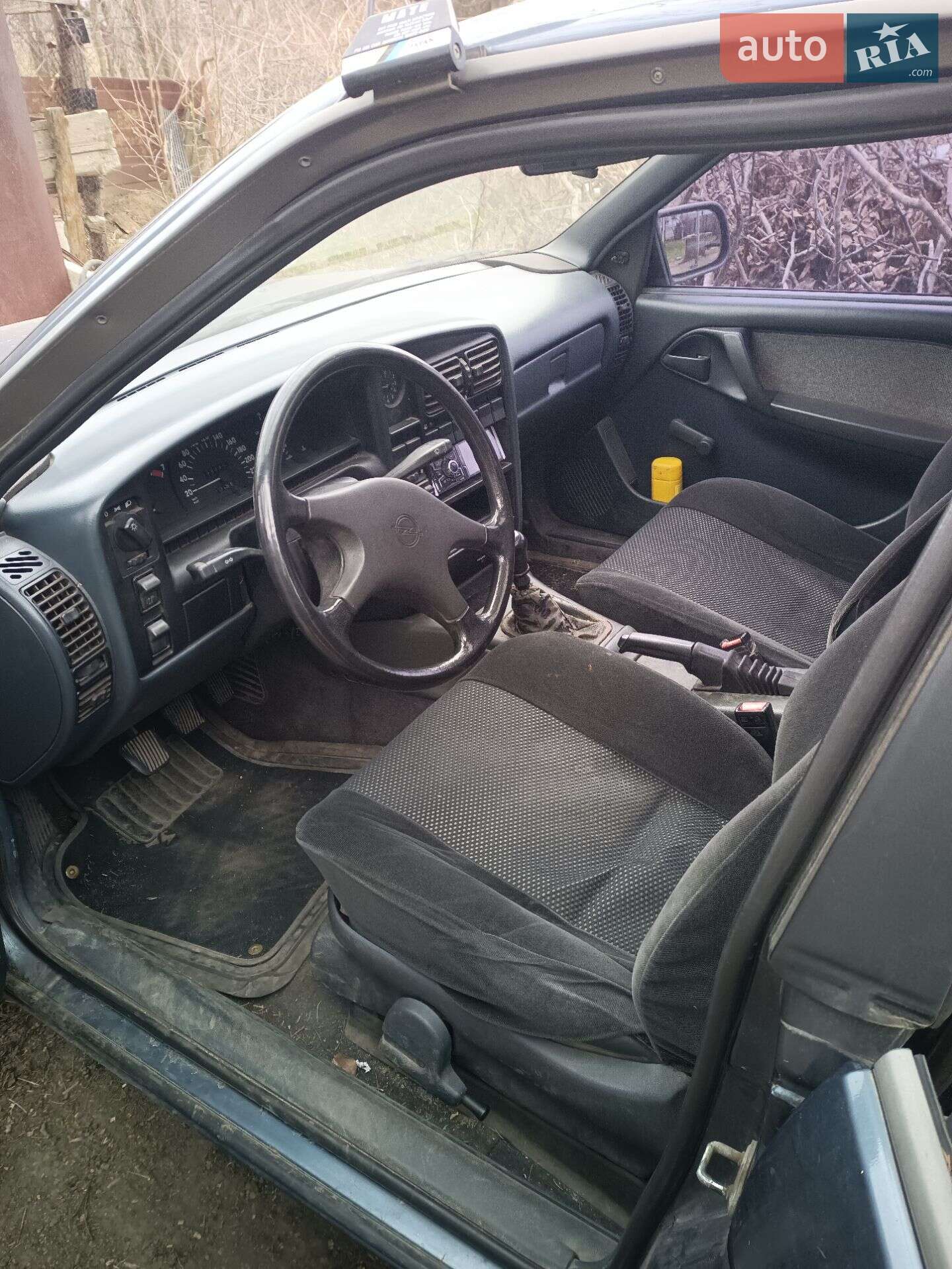 Opel Omega 1988 VIN W0L000016J1083998 фото оголошення 3 з 10