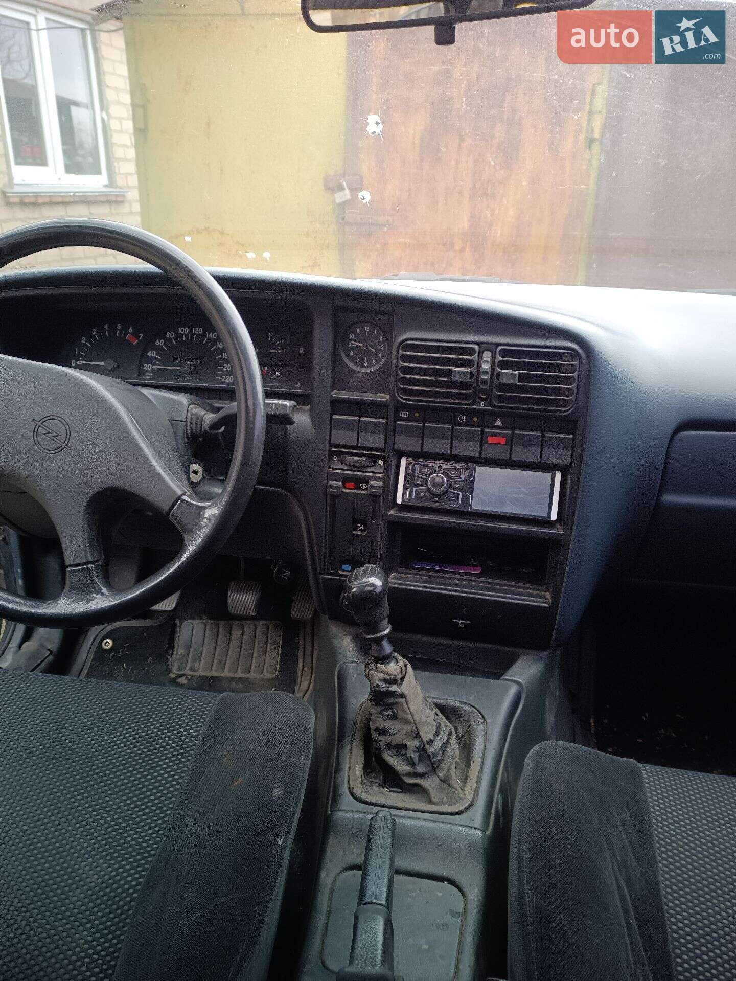 Opel Omega 1988 VIN W0L000016J1083998 фото оголошення 7 з 10