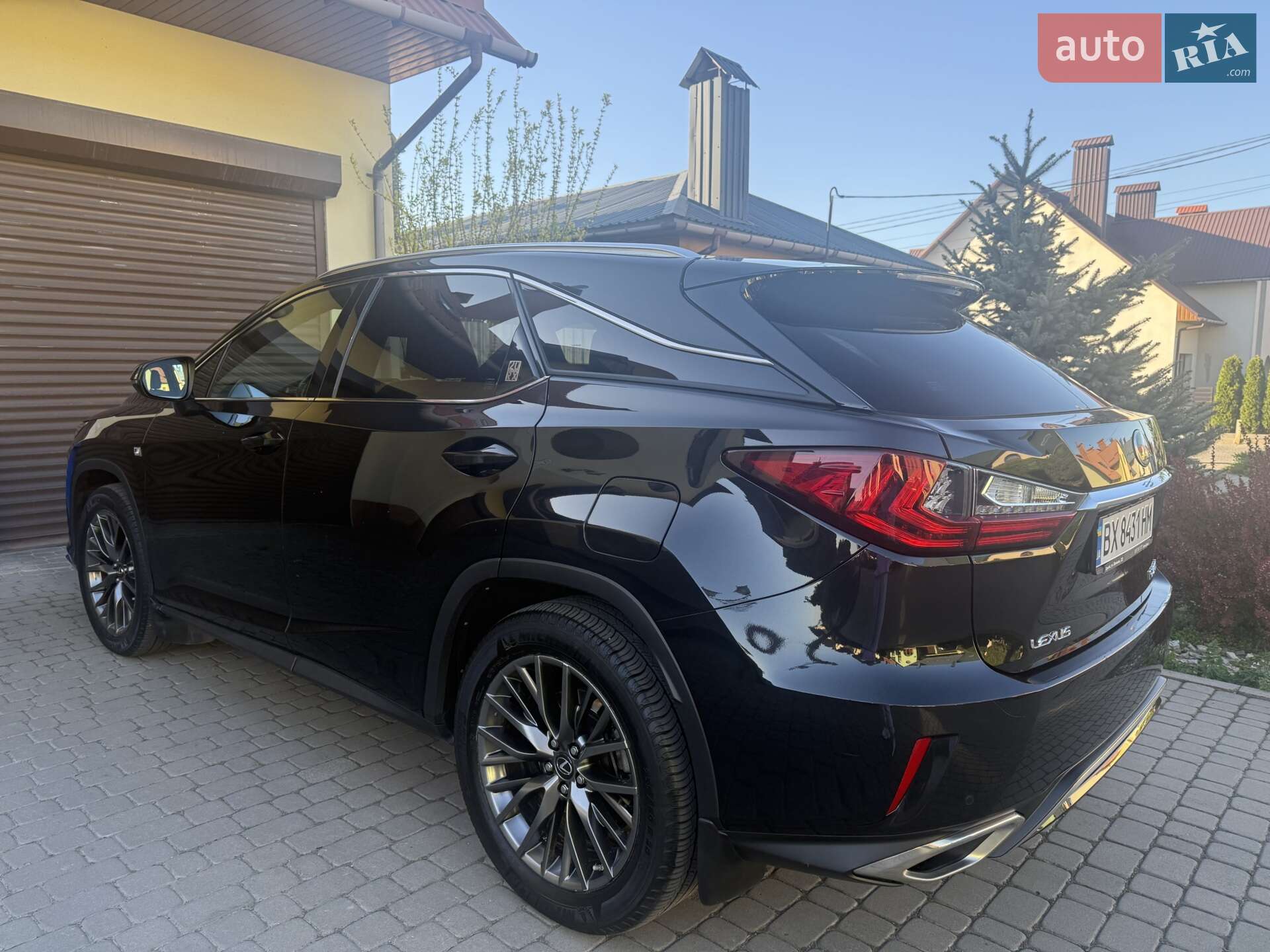 LEXUS Lexus RX 200T 2017 VIN JTJBAMCA302028474 фото оголошення 4 з 11
