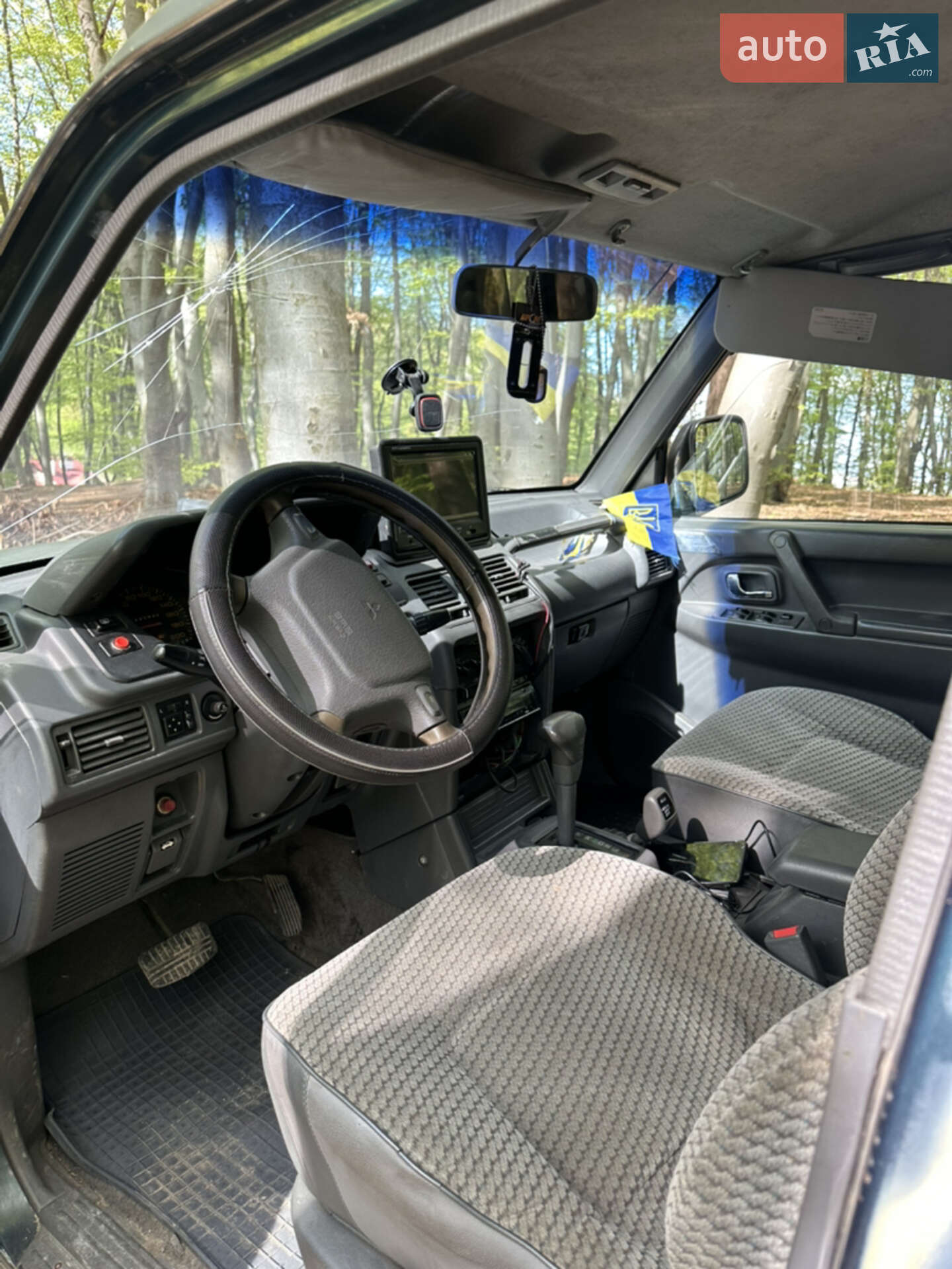 Mitsubishi Pajero 1996 VIN JMB0NV460TJ001545 фото оголошення 6 з 9