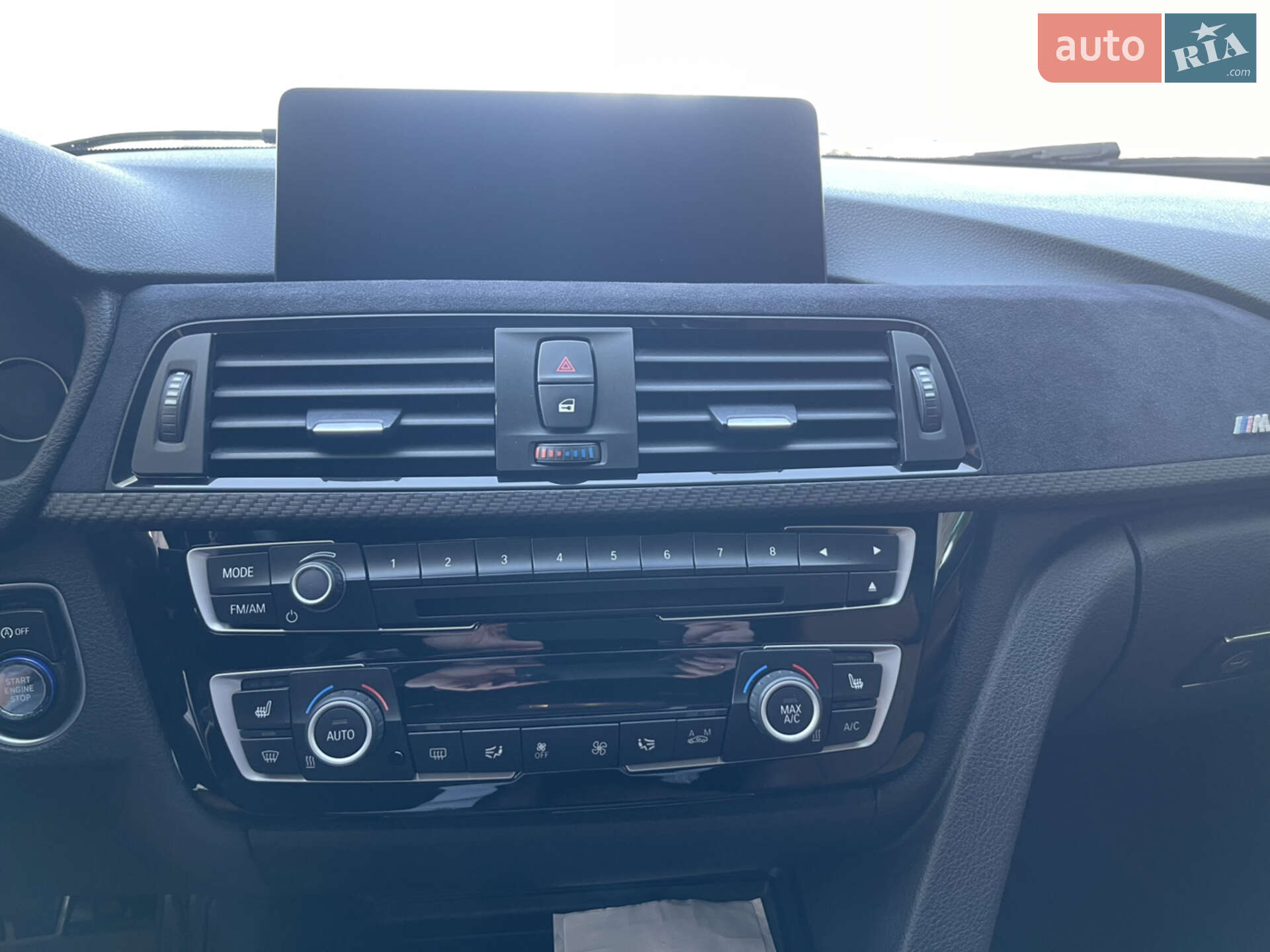 BMW 3 Series 2015 VIN WBA8B3C5XGK383222 фото оголошення 32 з 40