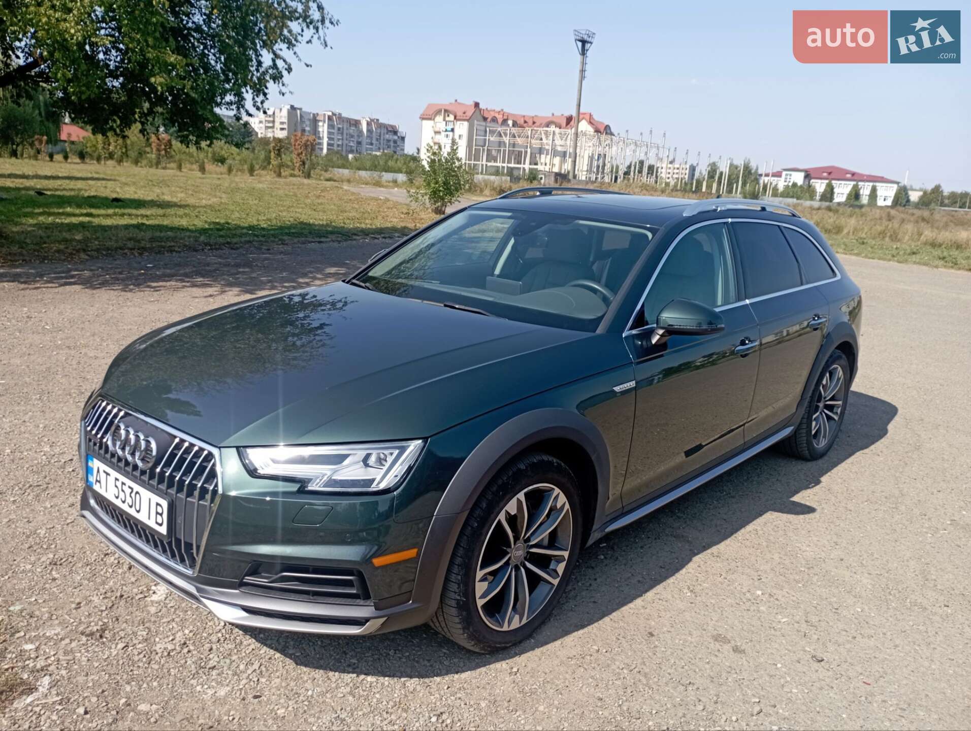 Audi A4 Allroad 2019 VIN WA18NAF49KA114364 фото оголошення 3 з 22