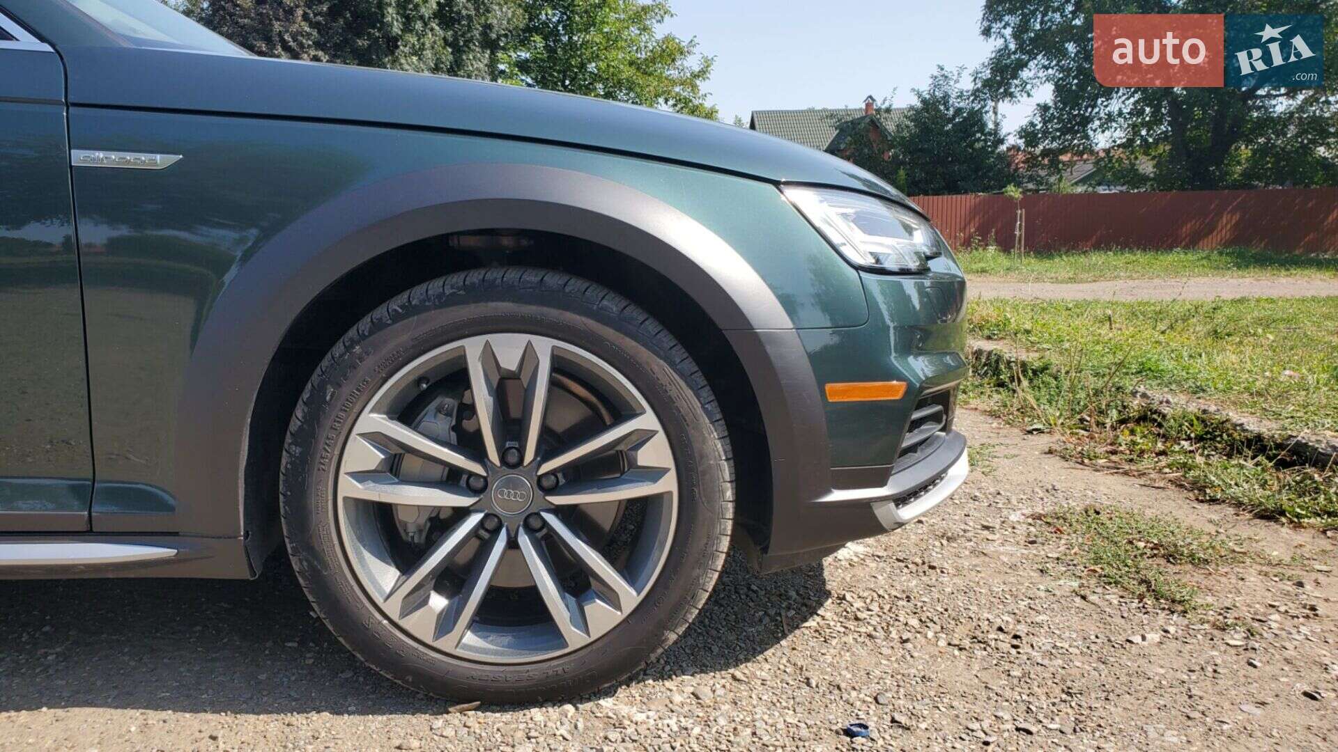 Audi A4 Allroad 2019 VIN WA18NAF49KA114364 фото оголошення 10 з 22