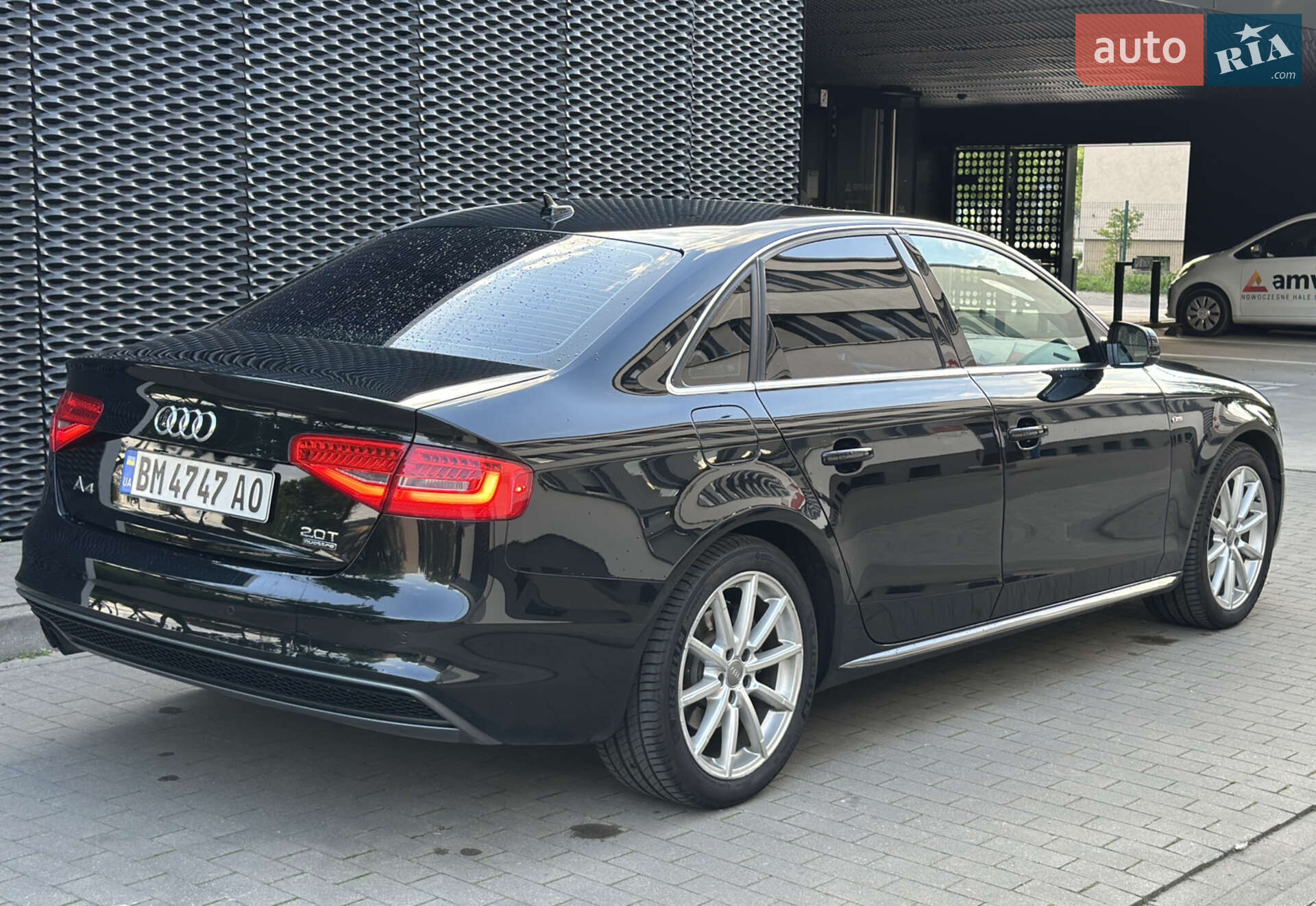 Audi A4 2016 VIN WAUFFAFL6GN001356 фото оголошення 8 з 30
