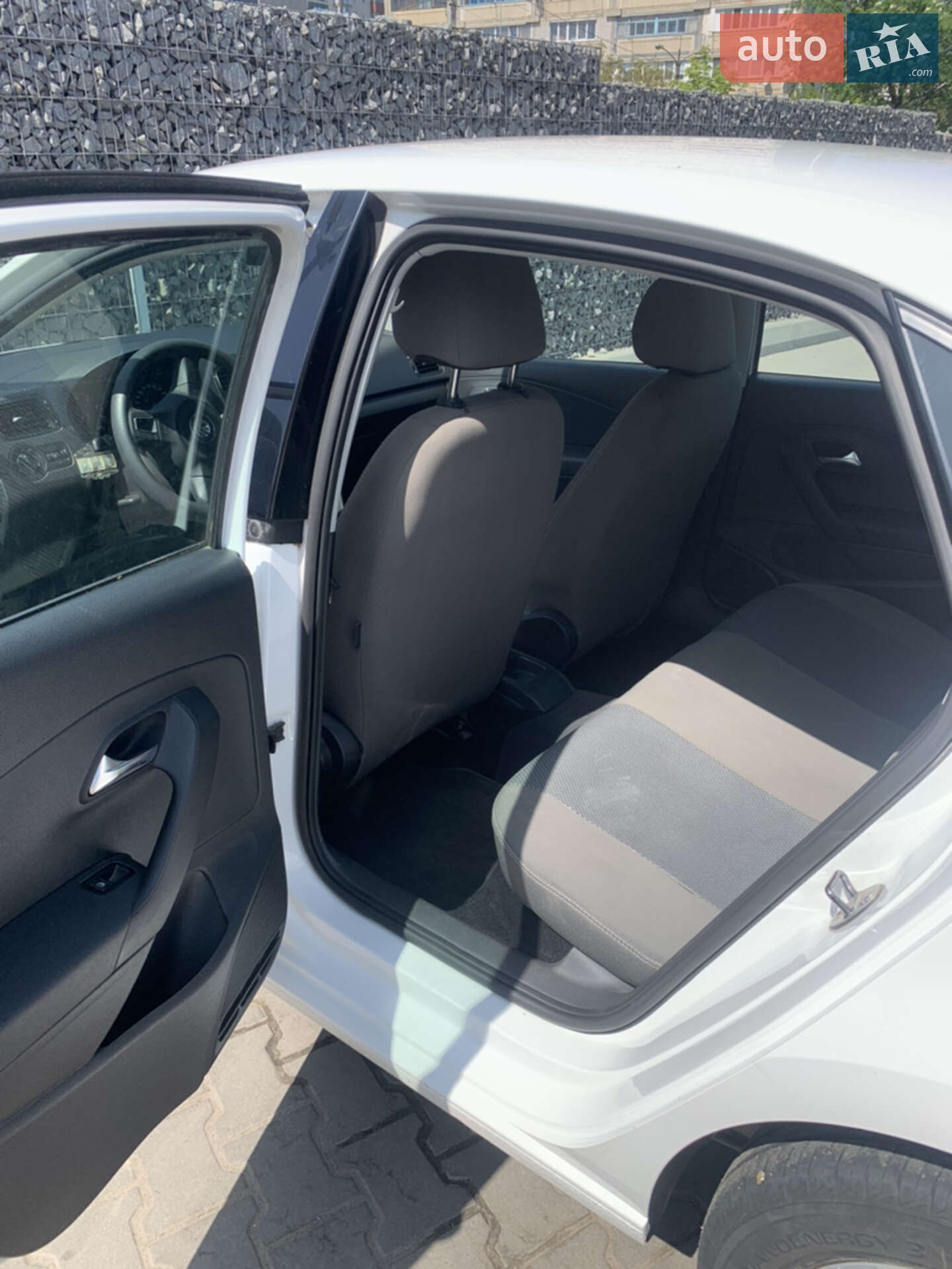 Volkswagen Polo 2012 VIN XW8ZZZ61ZCG040301 фото оголошення 9 з 10