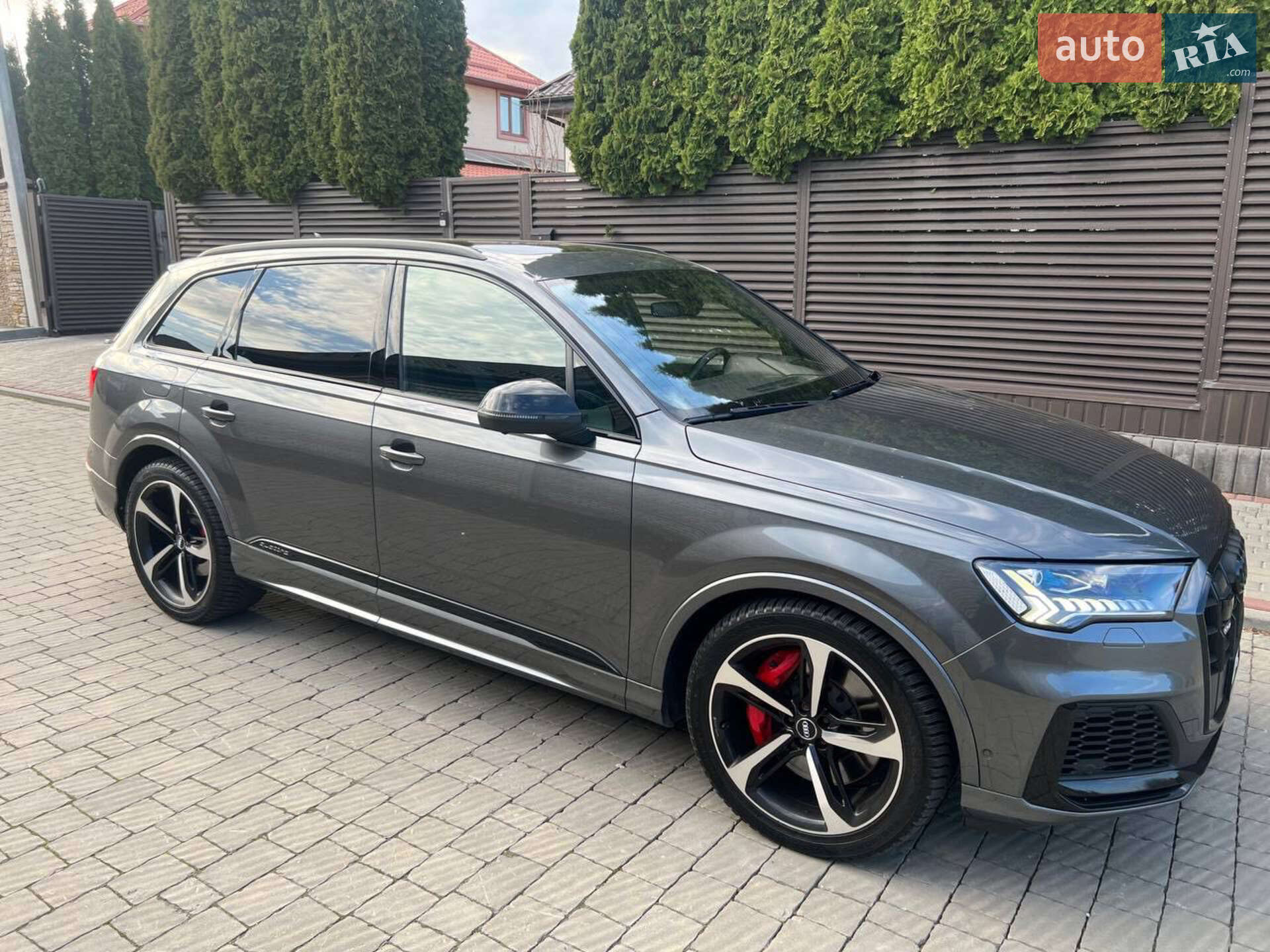 Audi SQ7 2019 VIN WAUZZZ4M1LD005426 фото оголошення 3 з 60