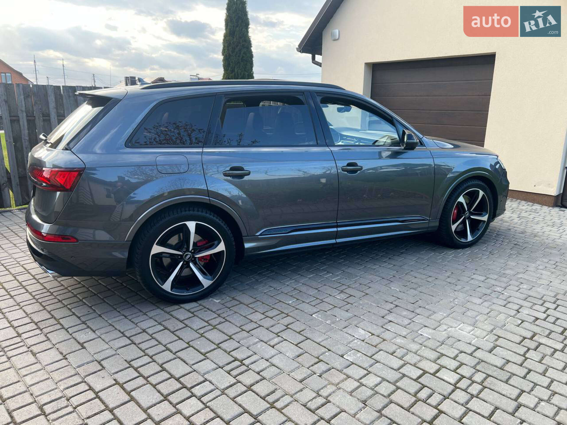 Audi SQ7 2019 VIN WAUZZZ4M1LD005426 фото оголошення 6 з 60
