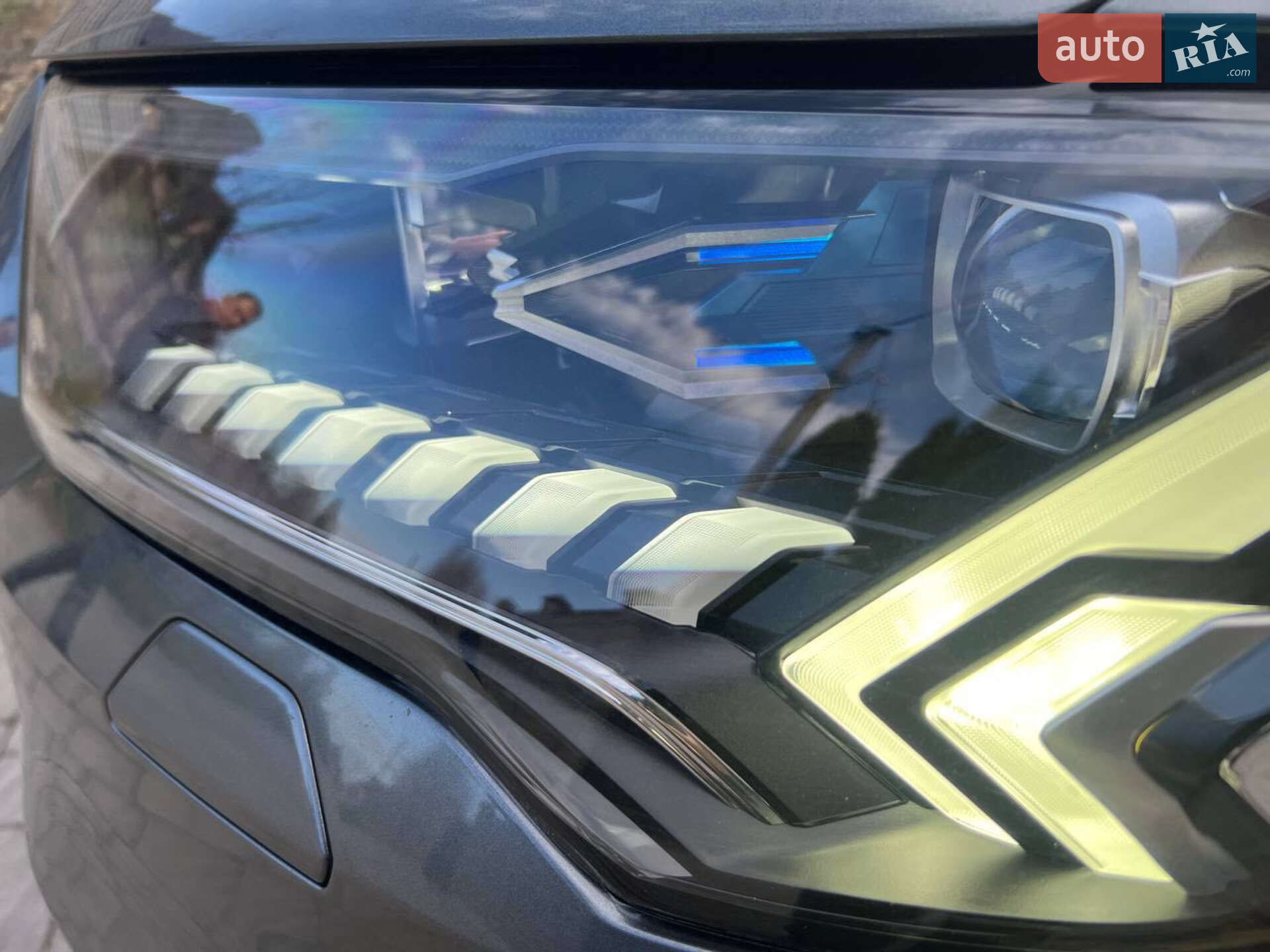 Audi SQ7 2019 VIN WAUZZZ4M1LD005426 фото оголошення 27 з 60