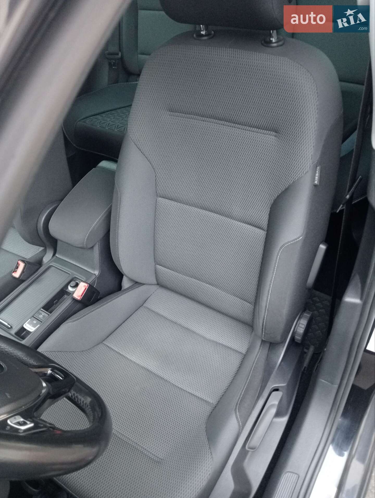 Volkswagen Golf 2013 VIN WVWZZZAUZEP525754 фото оголошення 24 з 41