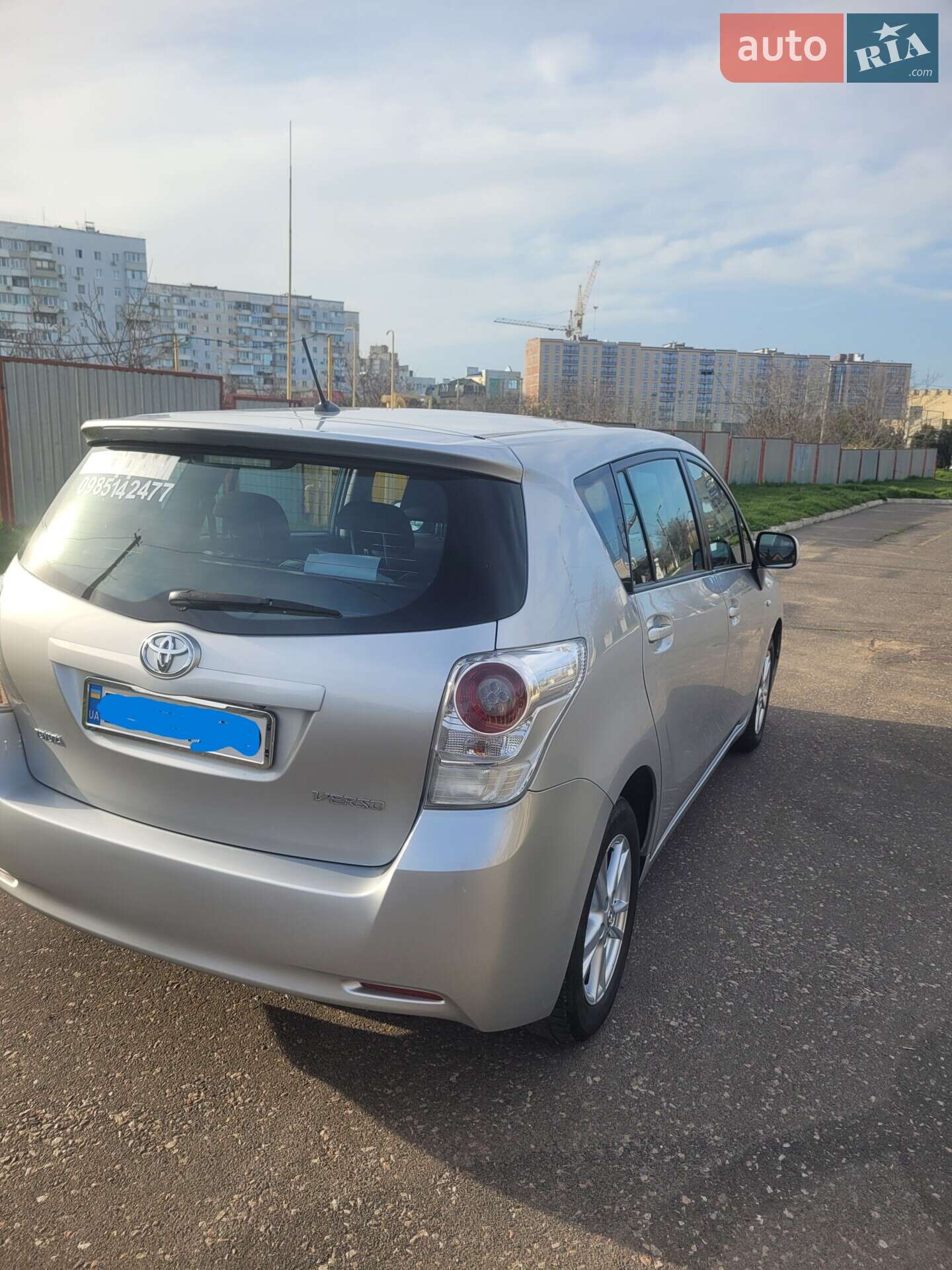 Toyota Verso 2009 VIN NMTDD26R70R008986 фото оголошення 2 з 16