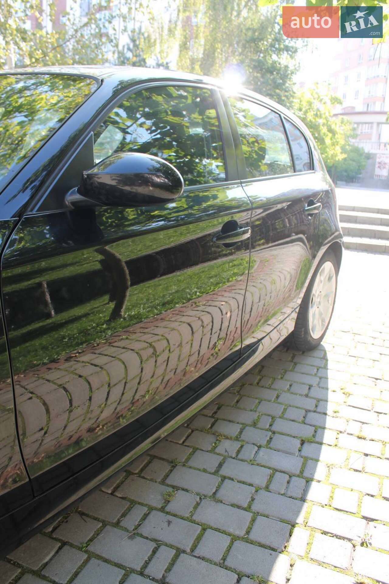 BMW 1 Series 2007 VIN WBAUD71030PY85523 фото оголошення 8 з 25