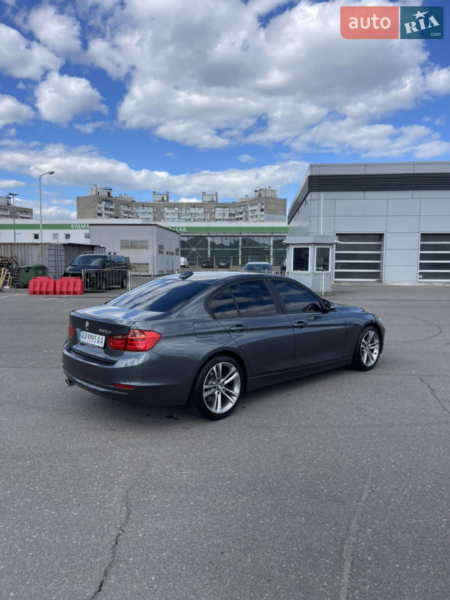 BMW 3 Series 2012 VIN WBA3E51010F570917 фото оголошення 6 з 33