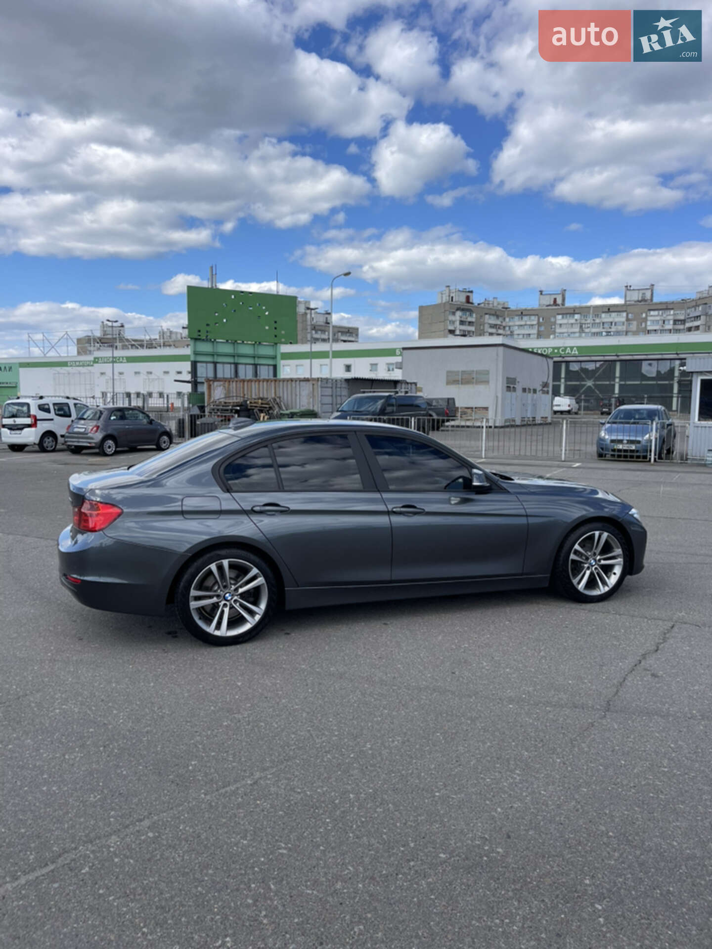 BMW 3 Series 2012 VIN WBA3E51010F570917 фото оголошення 5 з 33