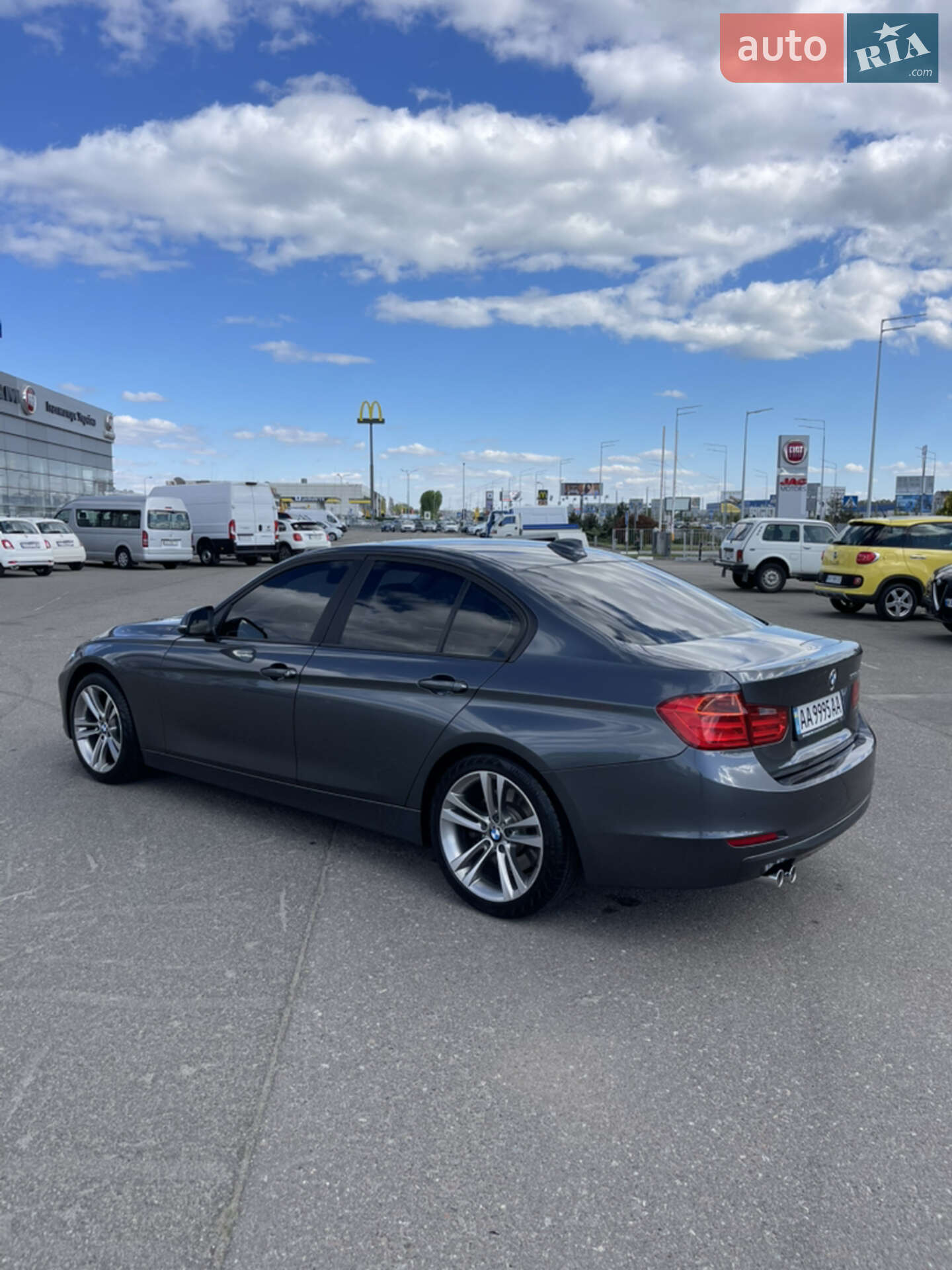 BMW 3 Series 2012 VIN WBA3E51010F570917 фото оголошення 9 з 33