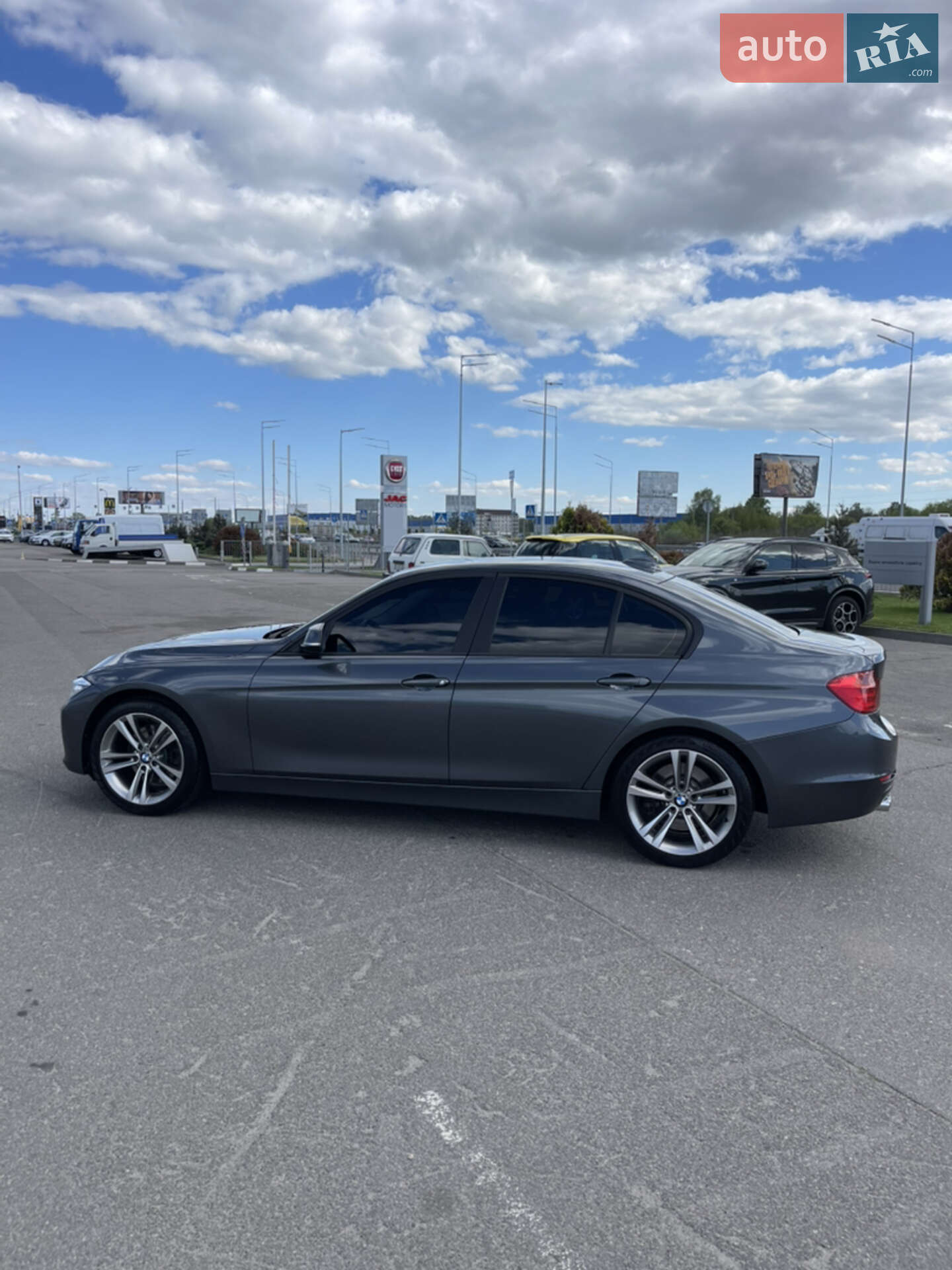 BMW 3 Series 2012 VIN WBA3E51010F570917 фото оголошення 11 з 33