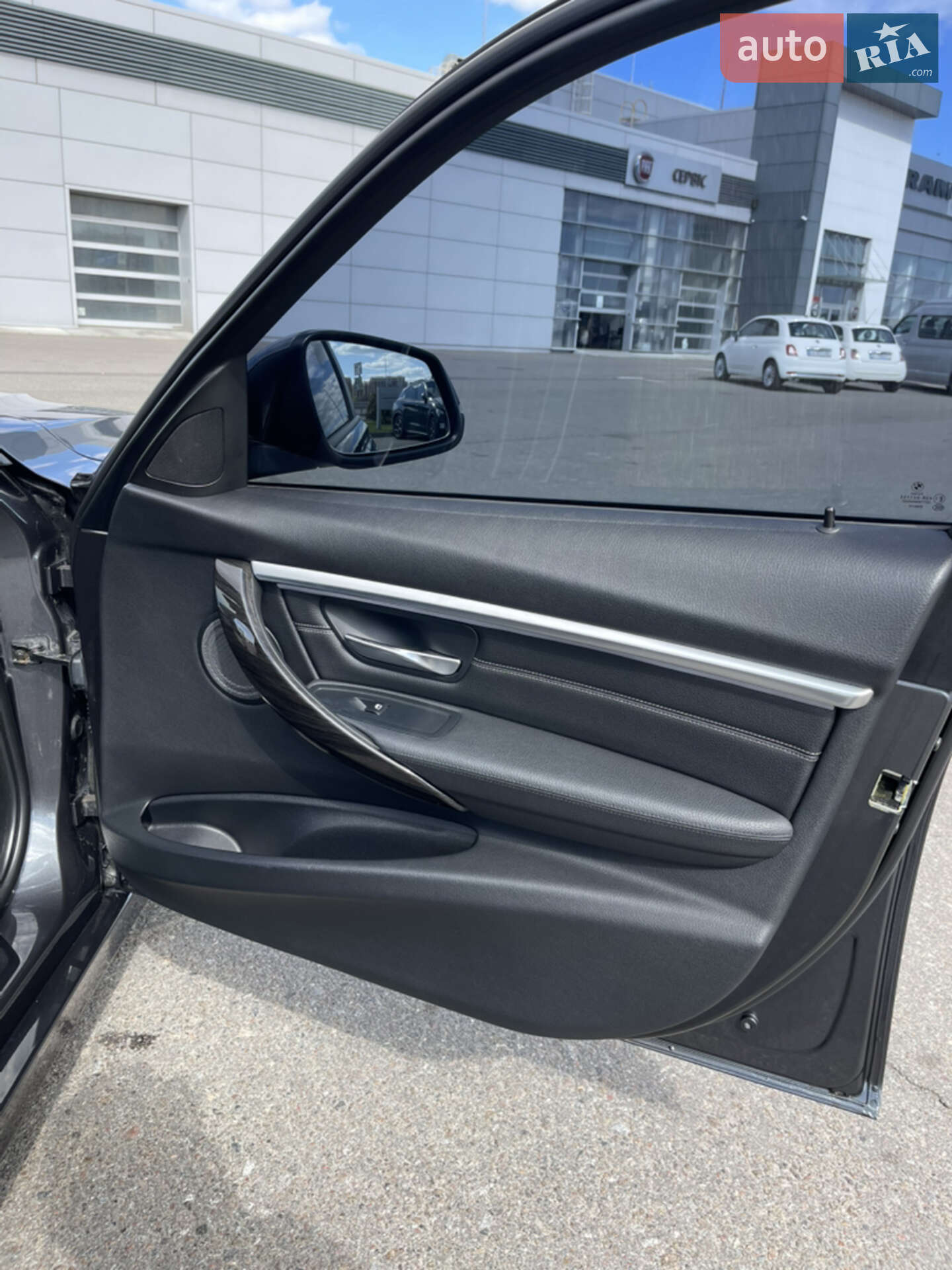 BMW 3 Series 2012 VIN WBA3E51010F570917 фото оголошення 23 з 33