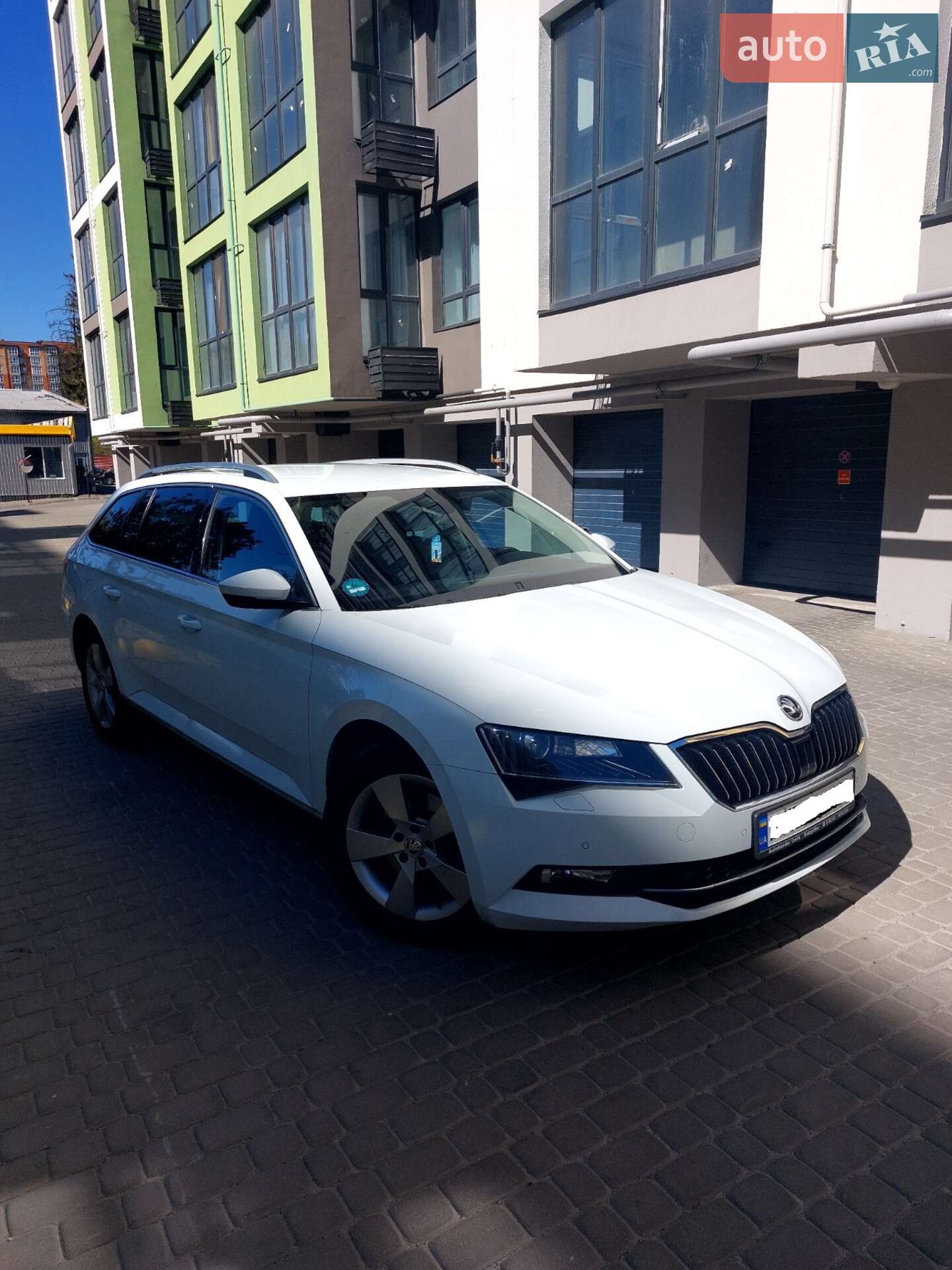 Skoda Superb 2016 VIN TMBJG7NP8H7024838 фото оголошення 2 з 55