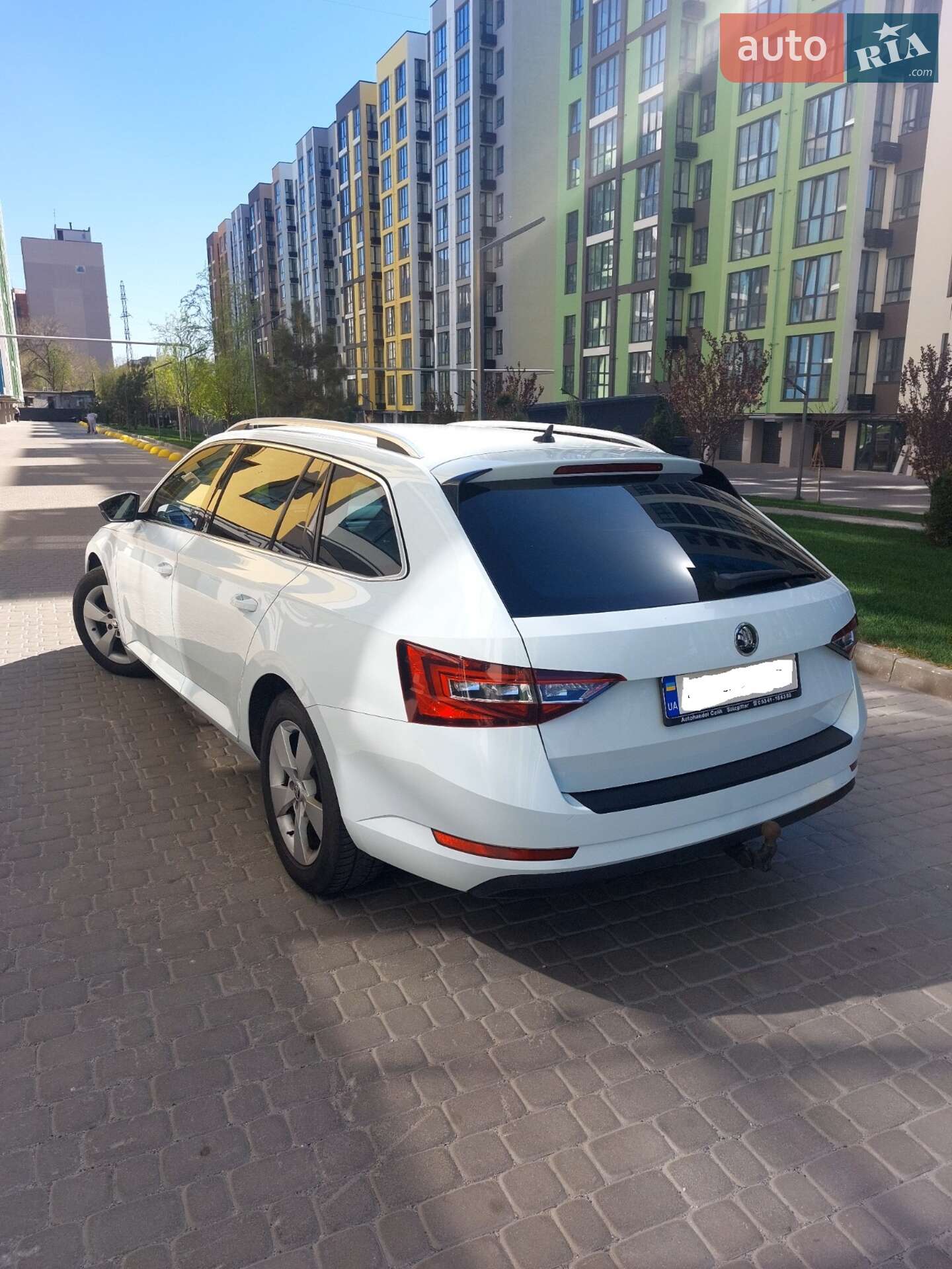 Skoda Superb 2016 VIN TMBJG7NP8H7024838 фото оголошення 3 з 55