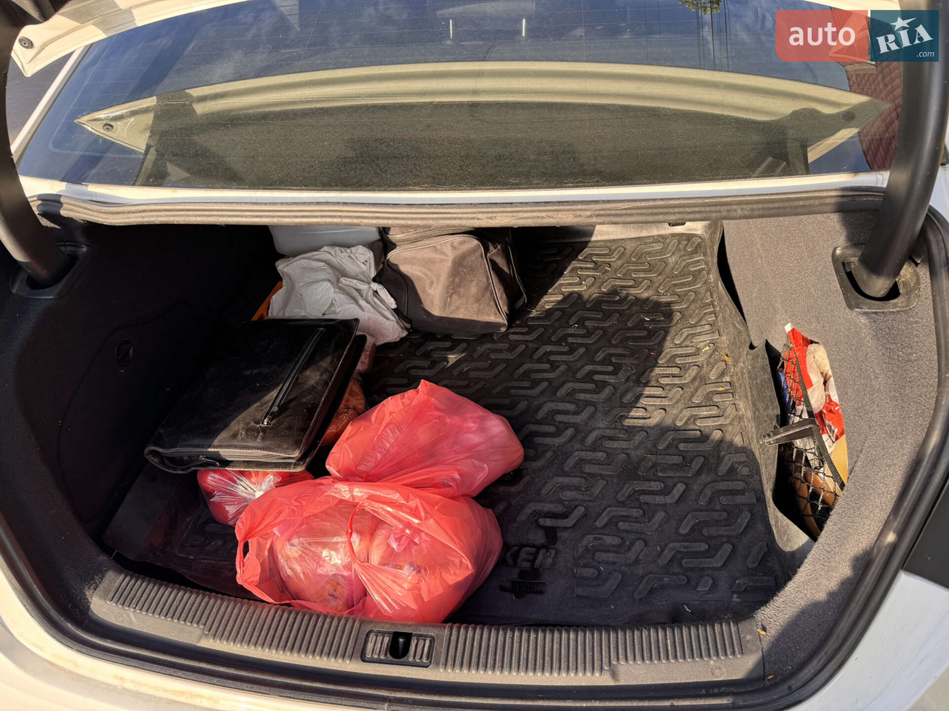 Audi A6 2014 VIN WAUGFAFC2FN048354 фото оголошення 16 з 16