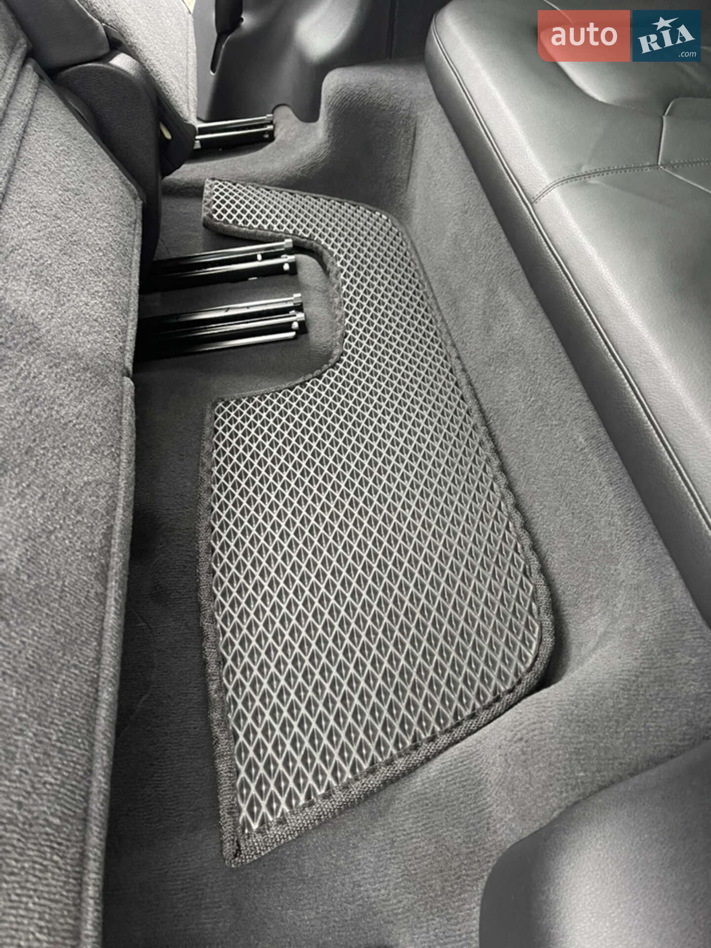 Audi Q7 2014 VIN WA1LGAFE2FD001891 фото оголошення 22 з 34