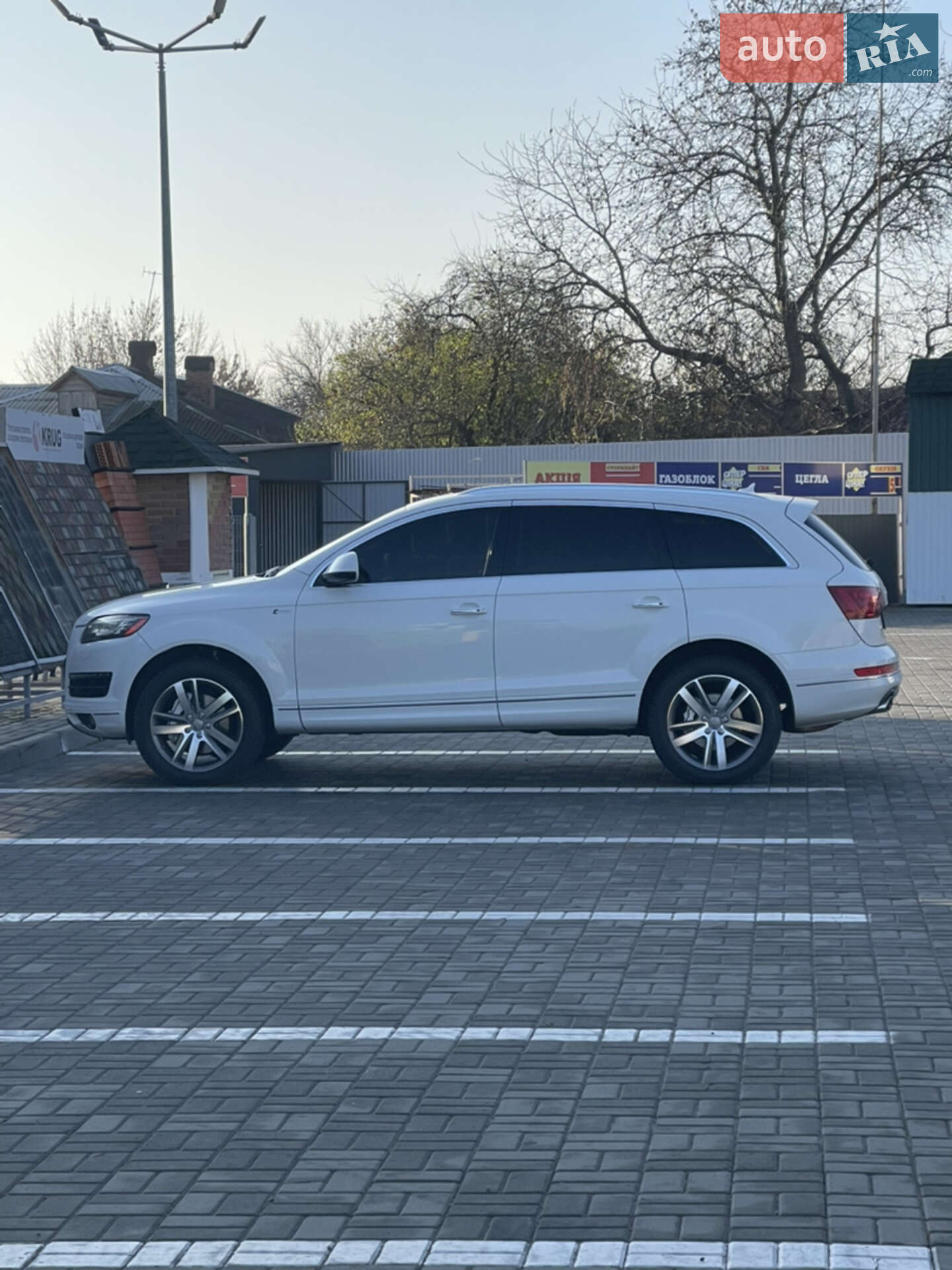Audi Q7 2014 VIN WA1LGAFE2FD001891 фото оголошення 7 з 34