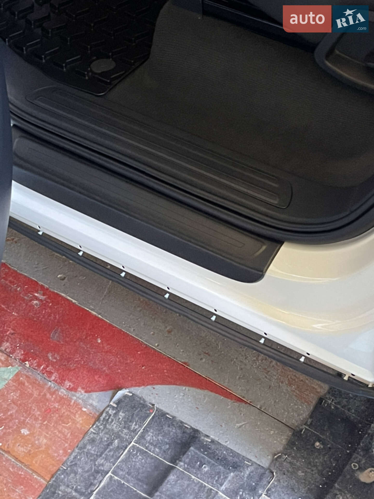 Audi Q7 2014 VIN WA1LGAFE2FD001891 фото оголошення 20 з 34