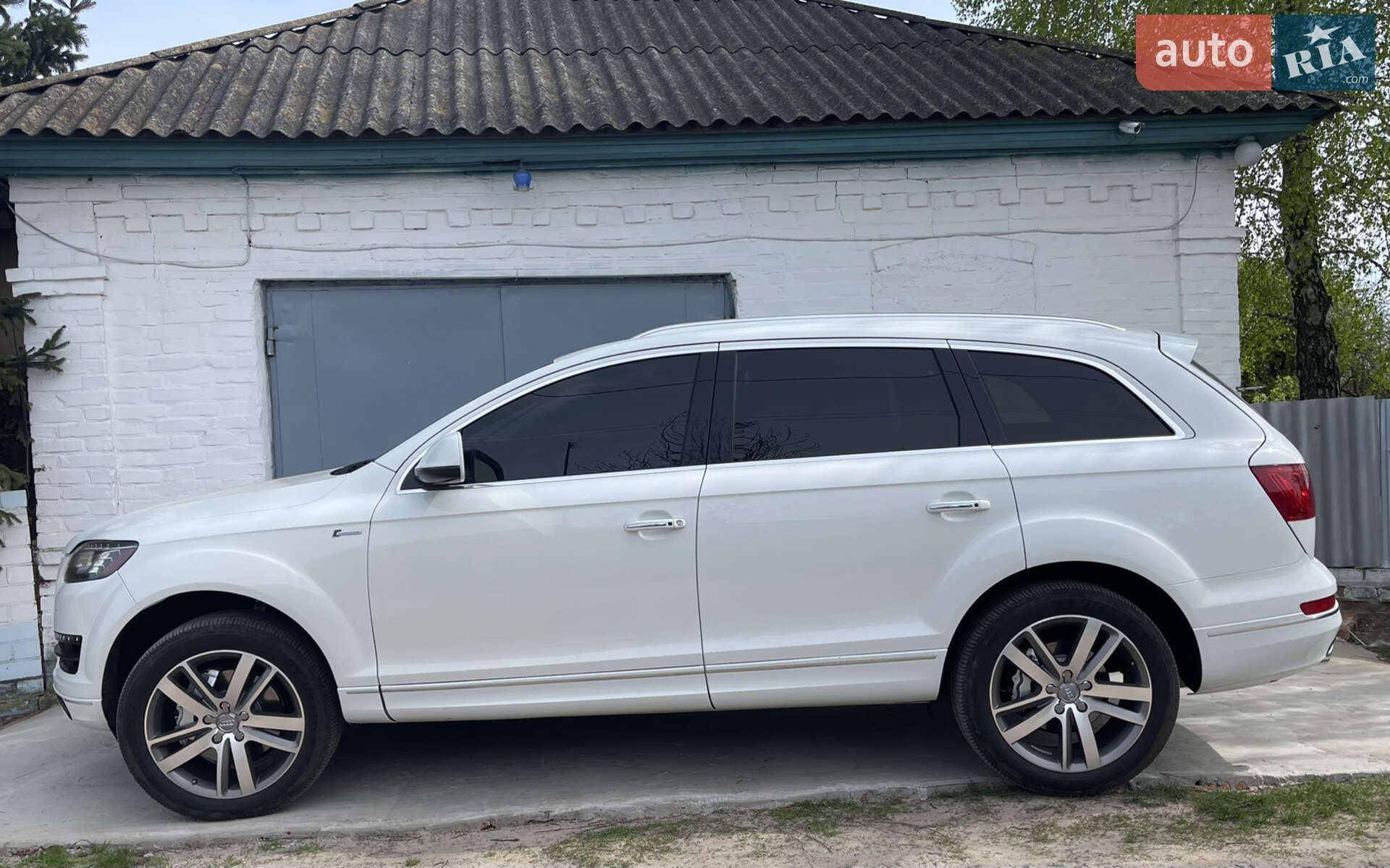 Audi Q7 2014 VIN WA1LGAFE2FD001891 фото оголошення 13 з 34