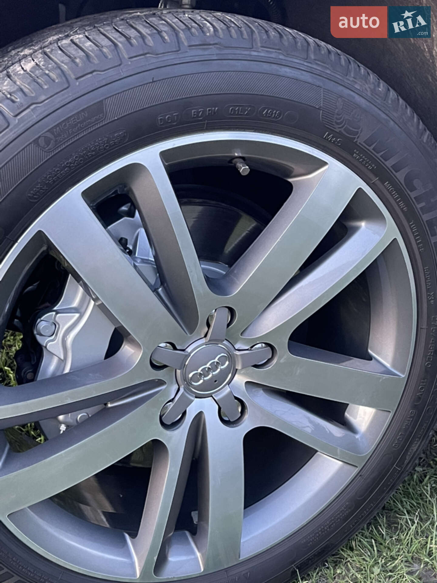 Audi Q7 2014 VIN WA1LGAFE2FD001891 фото оголошення 30 з 34
