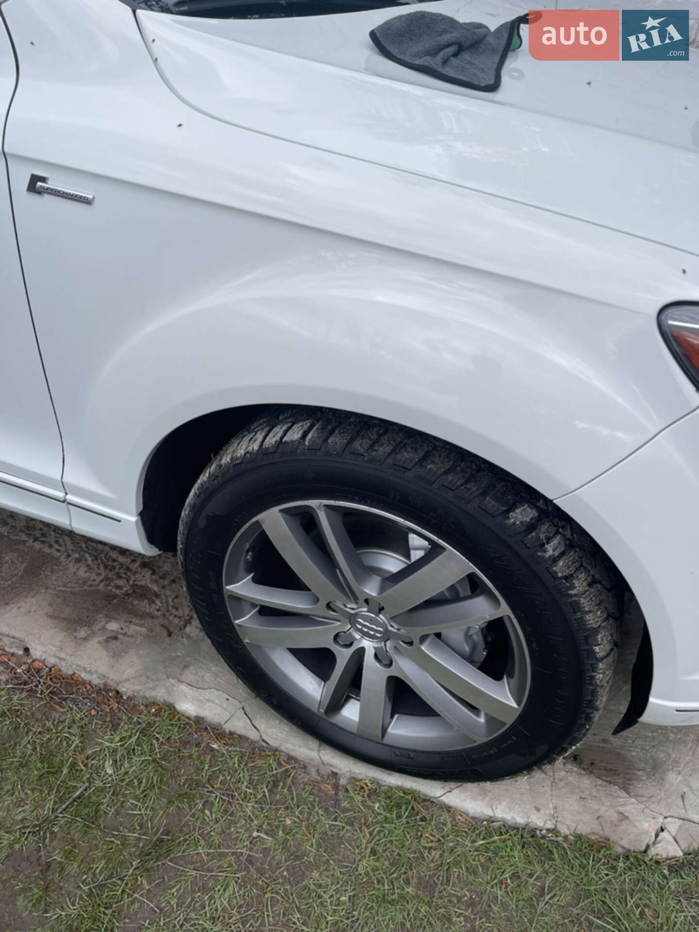 Audi Q7 2014 VIN WA1LGAFE2FD001891 фото оголошення 16 з 34