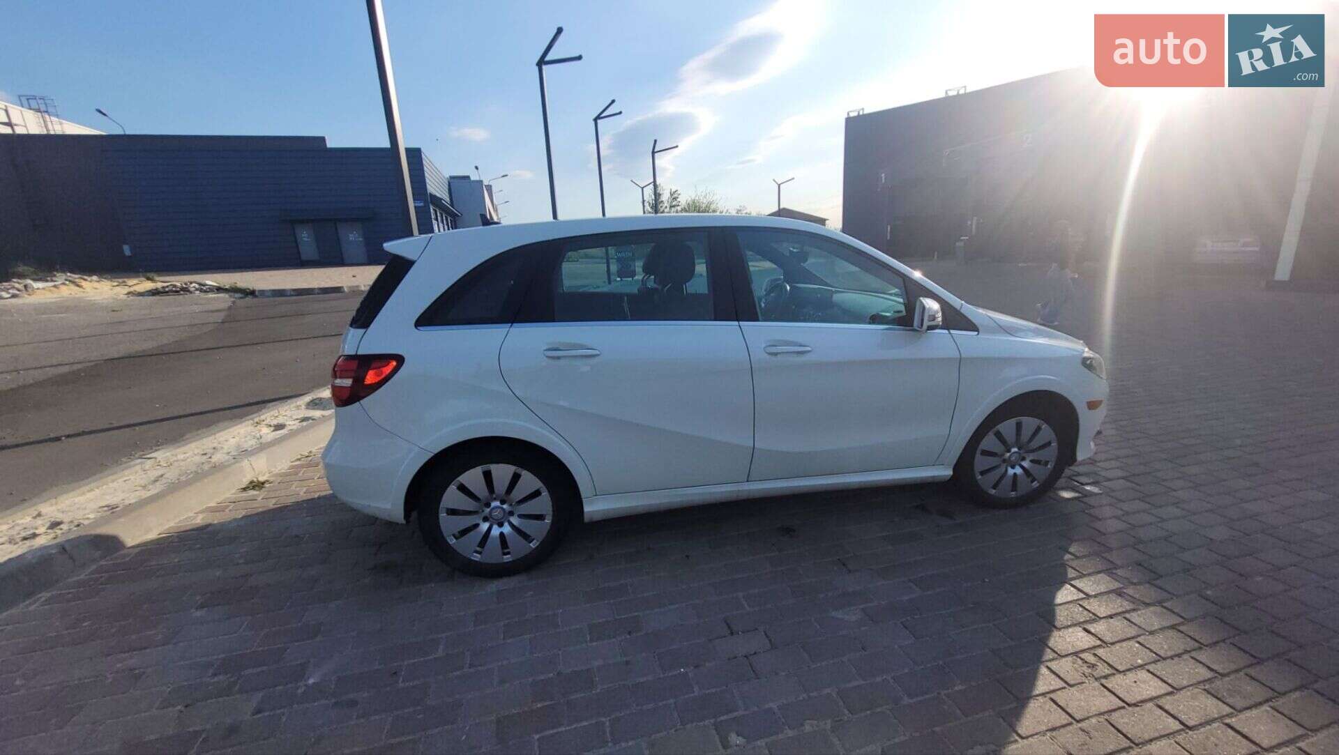 Mercedes-Benz B-Class 2016 VIN WDDVP9AB8HJ012205 фото оголошення 8 з 36