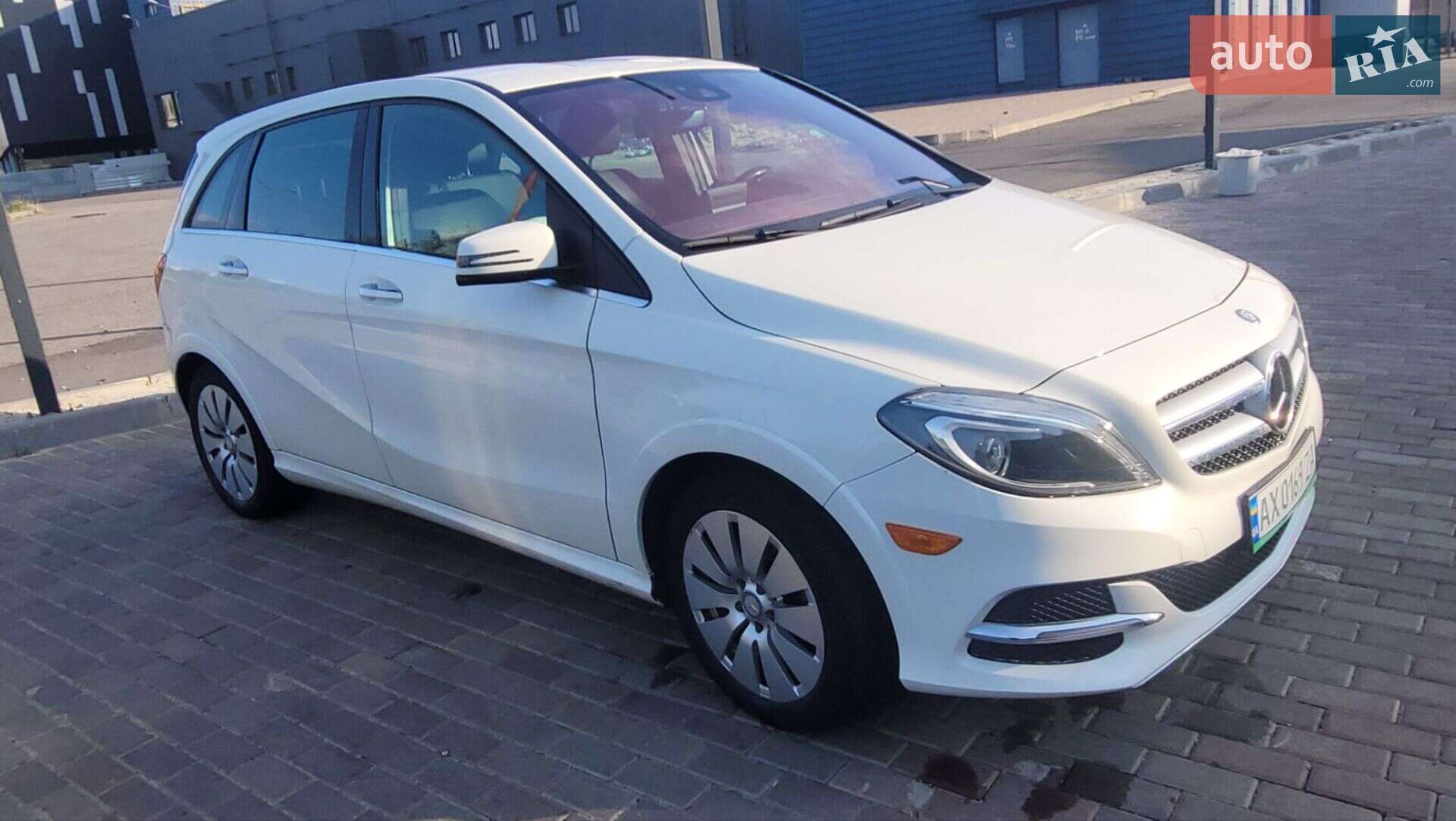 Mercedes-Benz B-Class 2016 VIN WDDVP9AB8HJ012205 фото оголошення 9 з 36