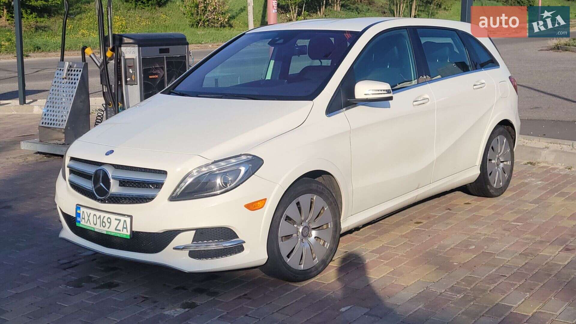 Mercedes-Benz B-Class 2016 VIN WDDVP9AB8HJ012205 фото оголошення 4 з 36