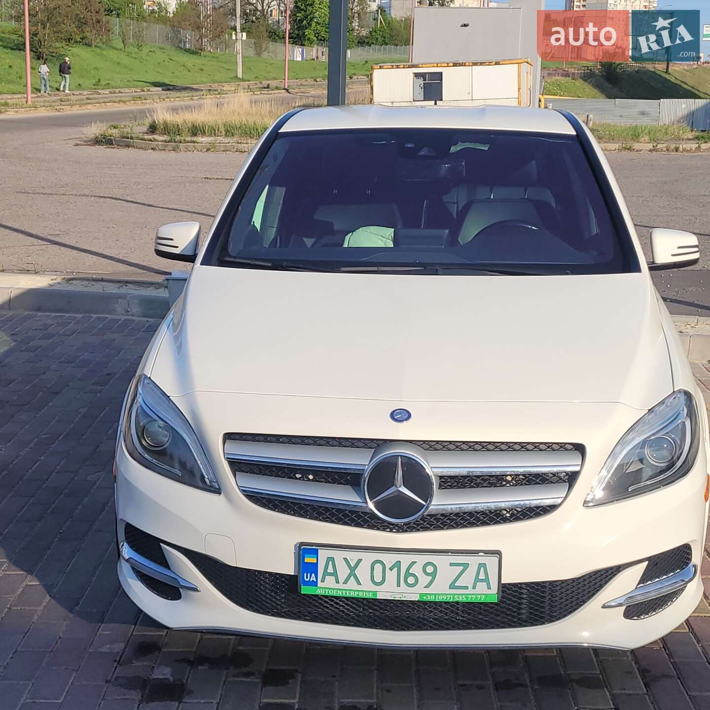 Mercedes-Benz B-Class 2016 VIN WDDVP9AB8HJ012205 фото оголошення 2 з 36