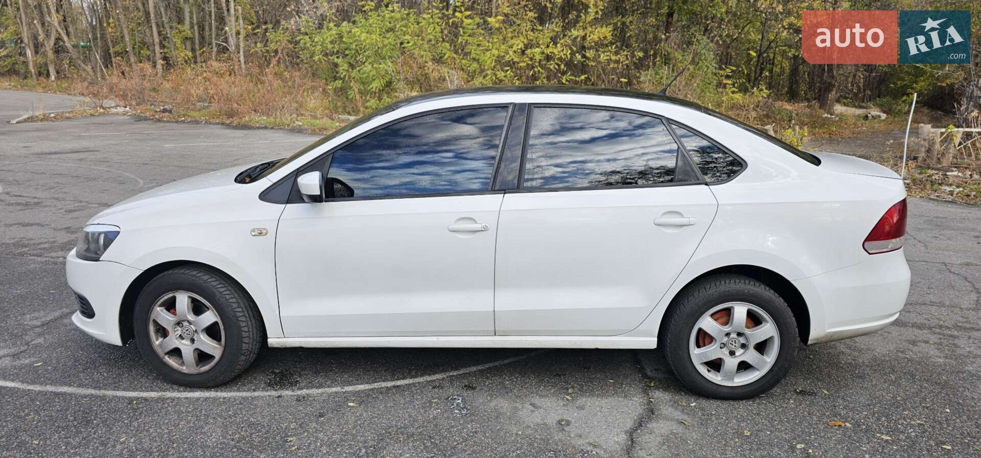 Volkswagen Polo 2011 VIN XW8ZZZ61ZCG033270 фото оголошення 4 з 10