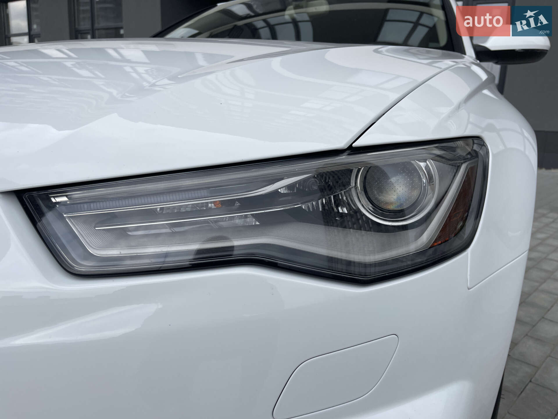 Audi A6 2017 VIN WAUC8AFCXJN050063 фото оголошення 2 з 21