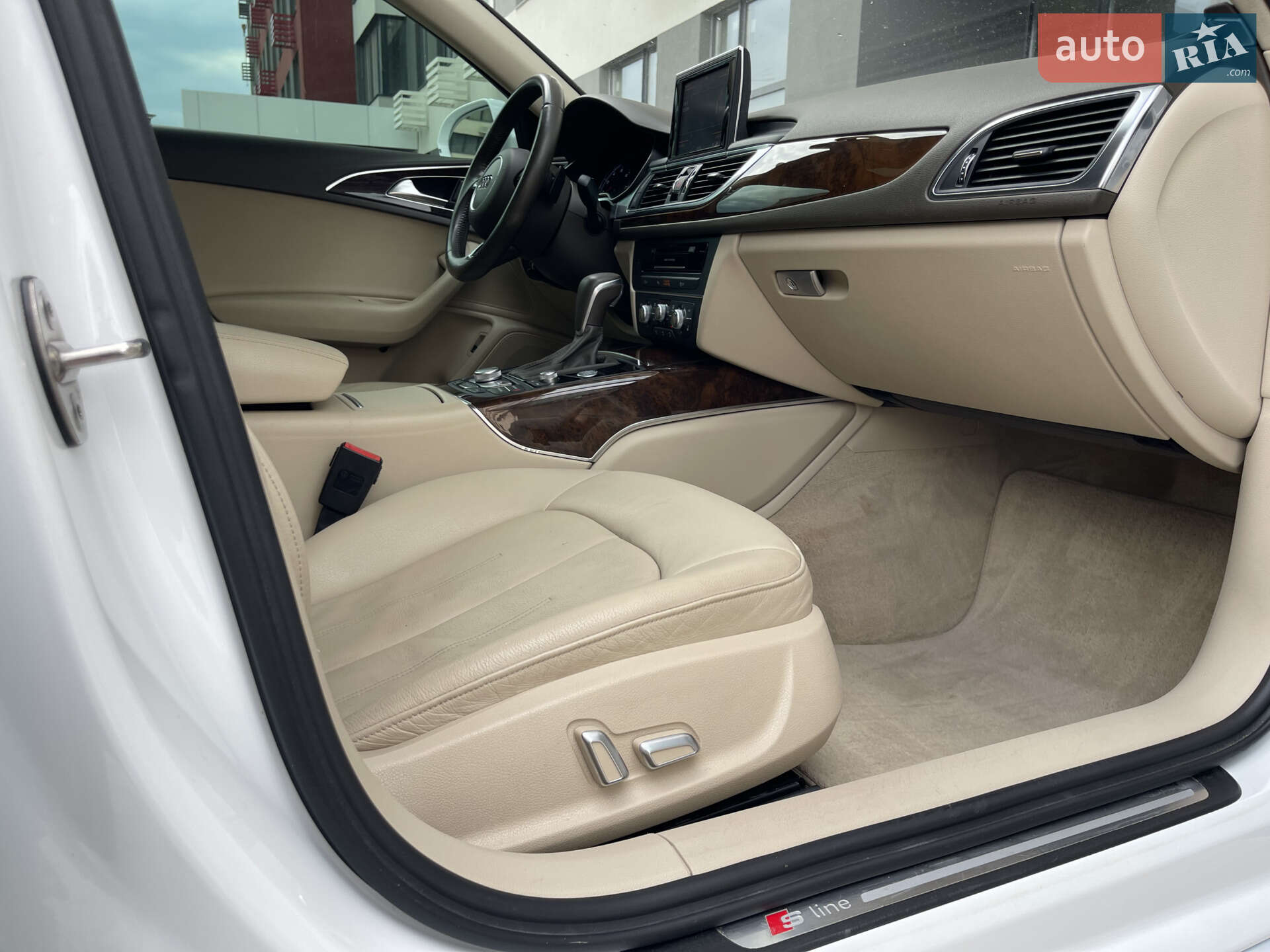 Audi A6 2017 VIN WAUC8AFCXJN050063 фото оголошення 19 з 21