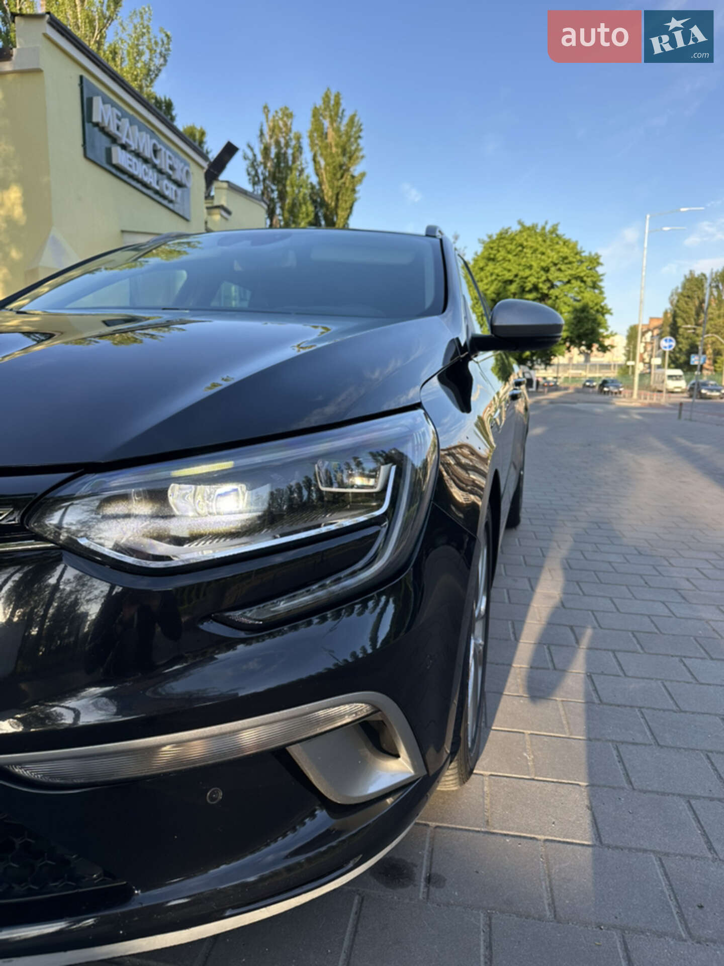 Renault Megane 2018 VIN VF1RFB00760421979 фото оголошення 9 з 20