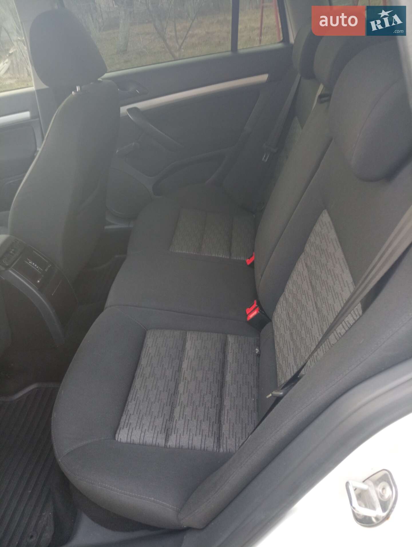Skoda Octavia 2011 VIN TMBHE61Z2C2040660 фото оголошення 3 з 5