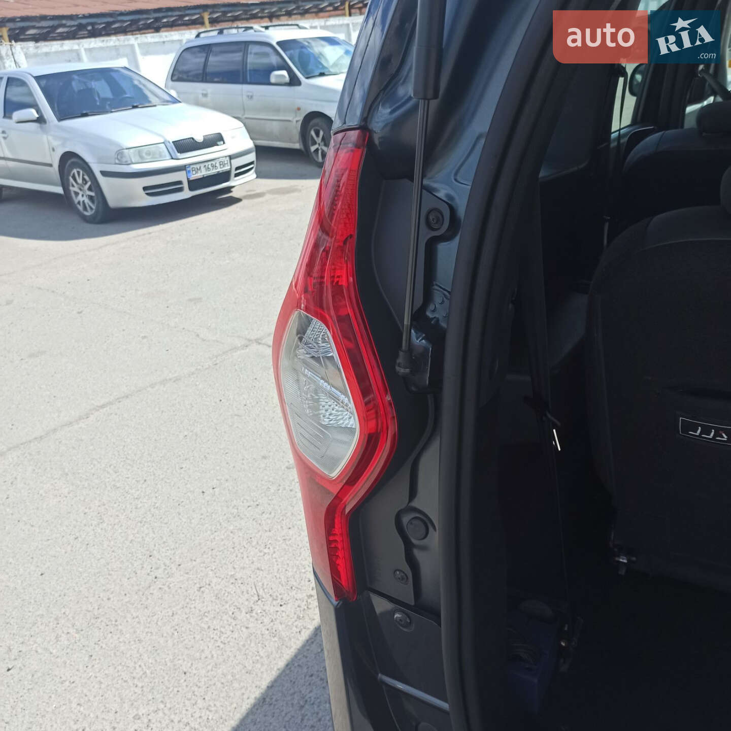 Dacia Lodgy 2014 VIN UU1JSDH3551281264 фото оголошення 14 з 23