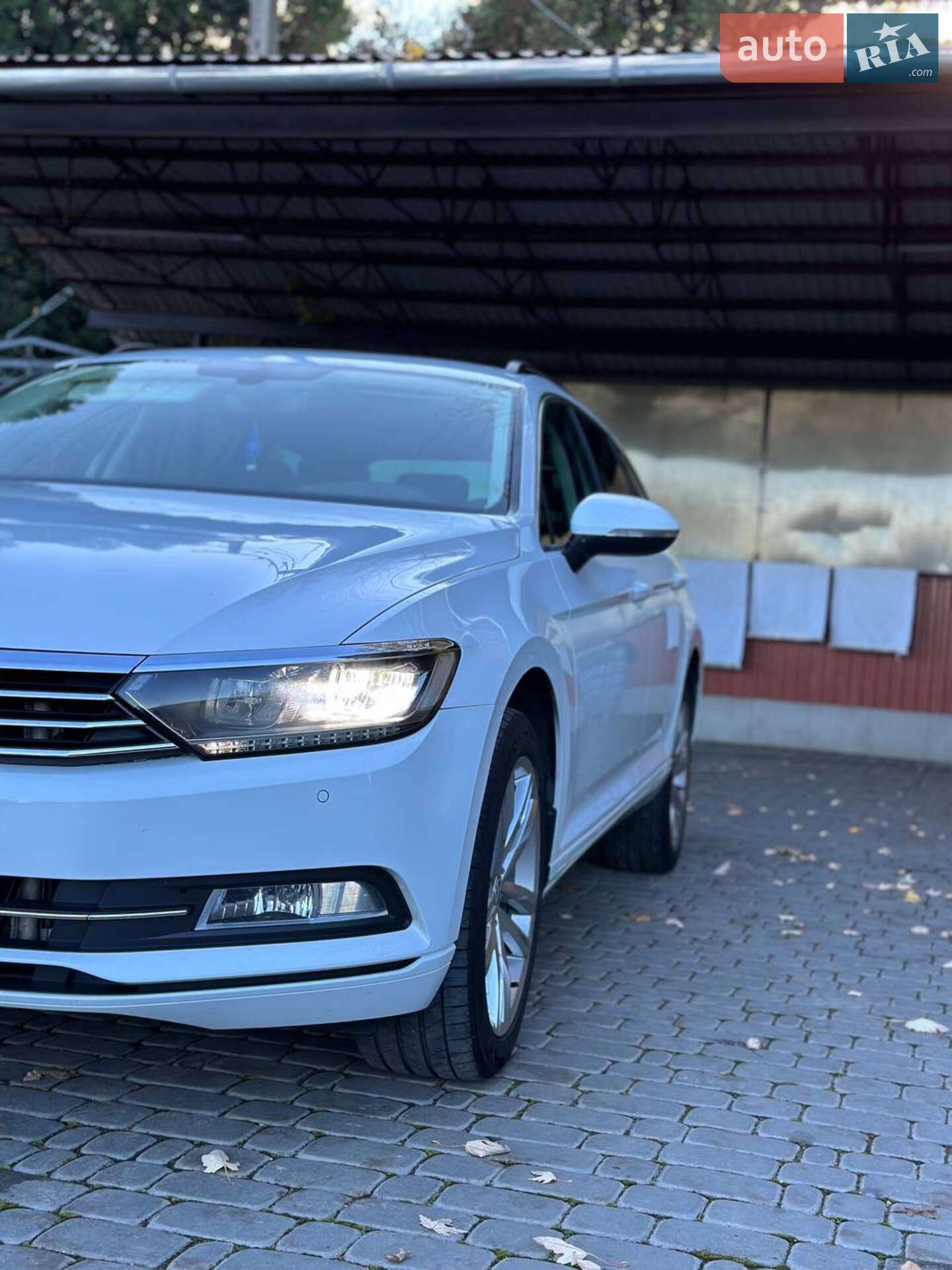 Volkswagen Passat 2015 VIN WVWZZZ3CZGE061259 фото оголошення 5 з 48