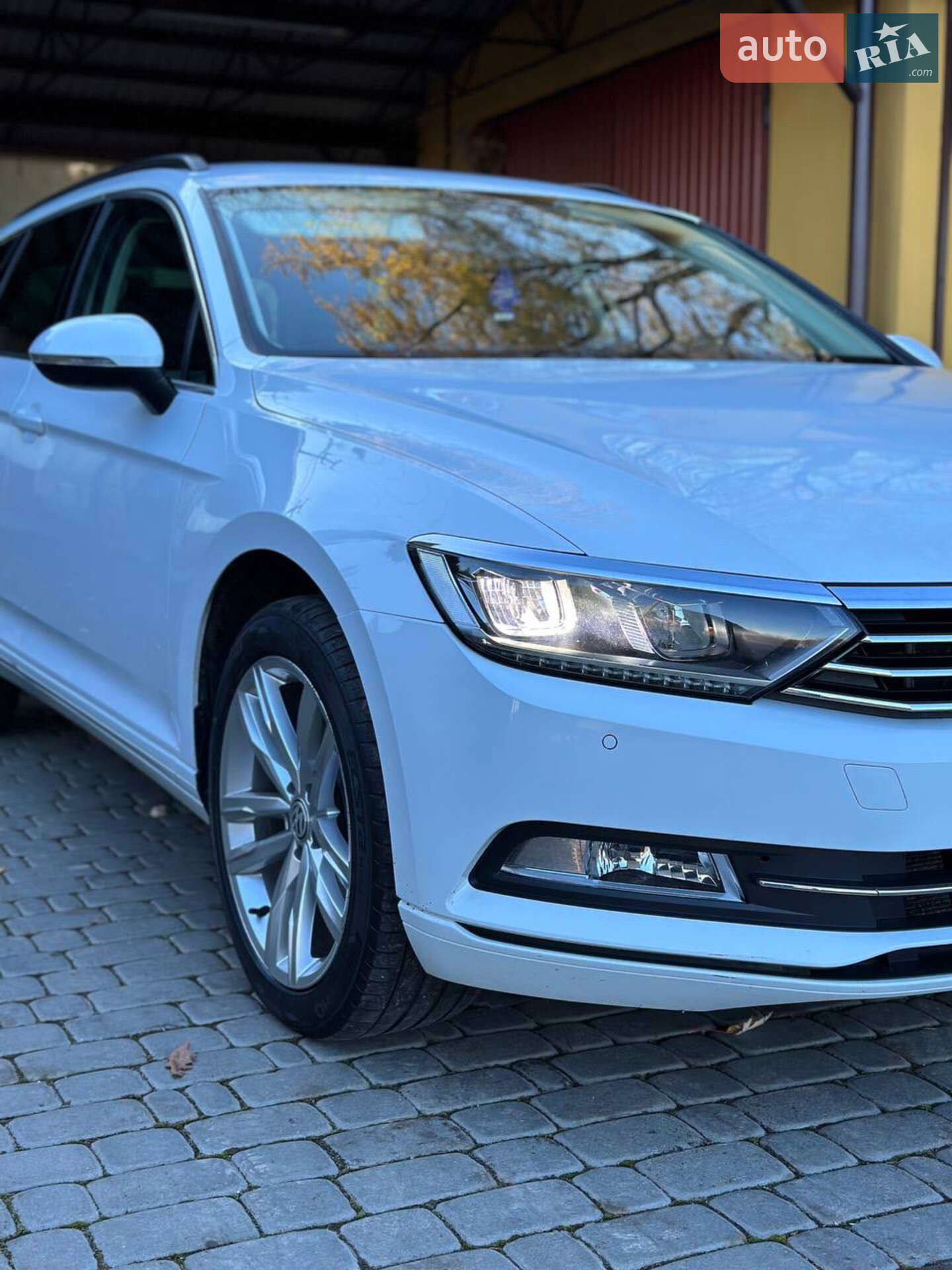 Volkswagen Passat 2015 VIN WVWZZZ3CZGE061259 фото оголошення 13 з 48