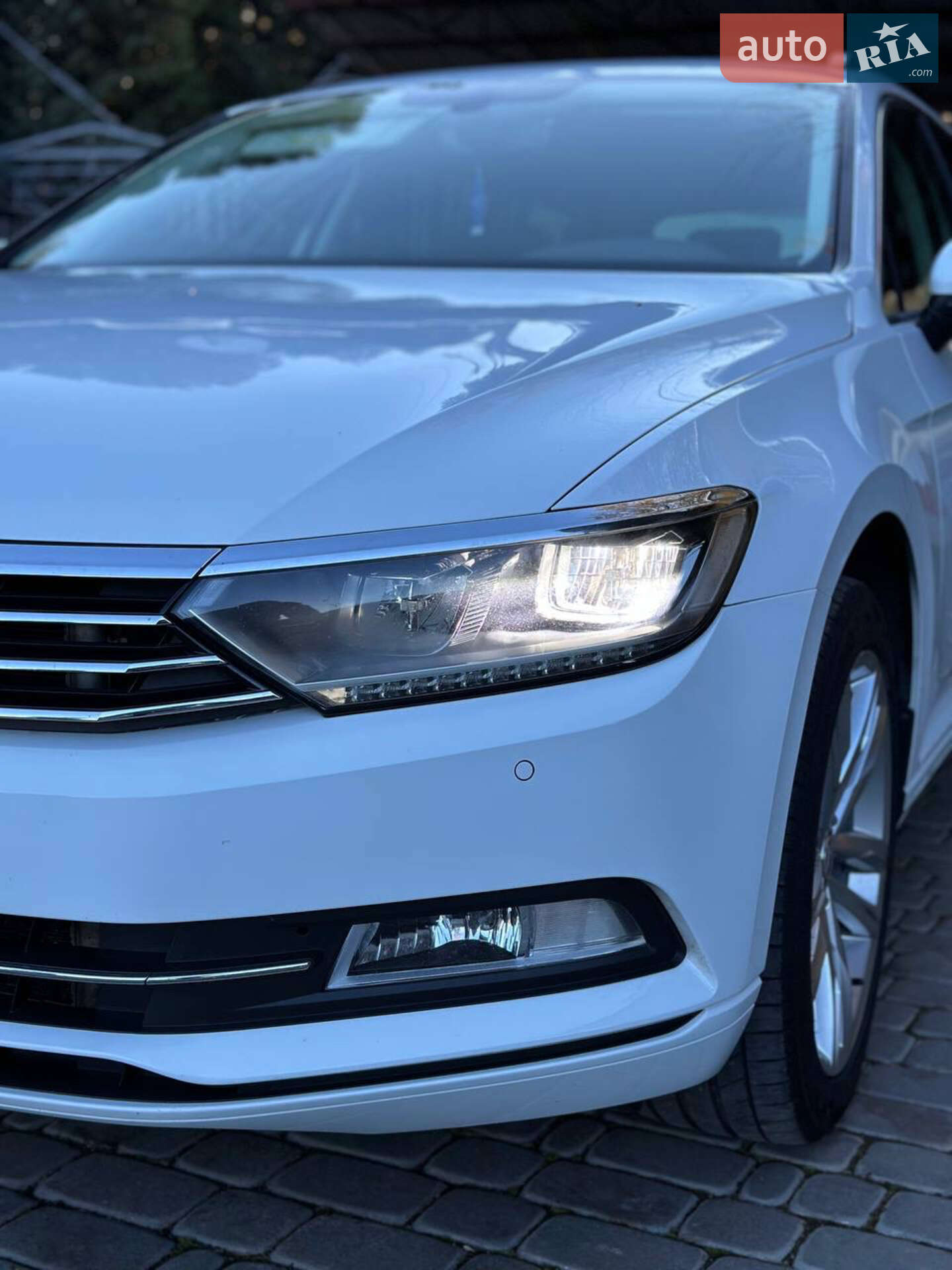 Volkswagen Passat 2015 VIN WVWZZZ3CZGE061259 фото оголошення 4 з 48