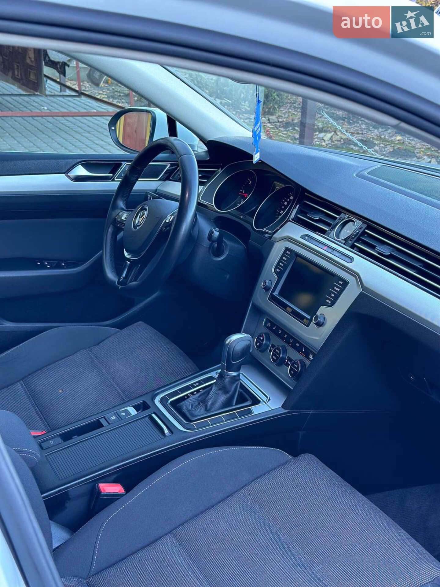 Volkswagen Passat 2015 VIN WVWZZZ3CZGE061259 фото оголошення 23 з 48