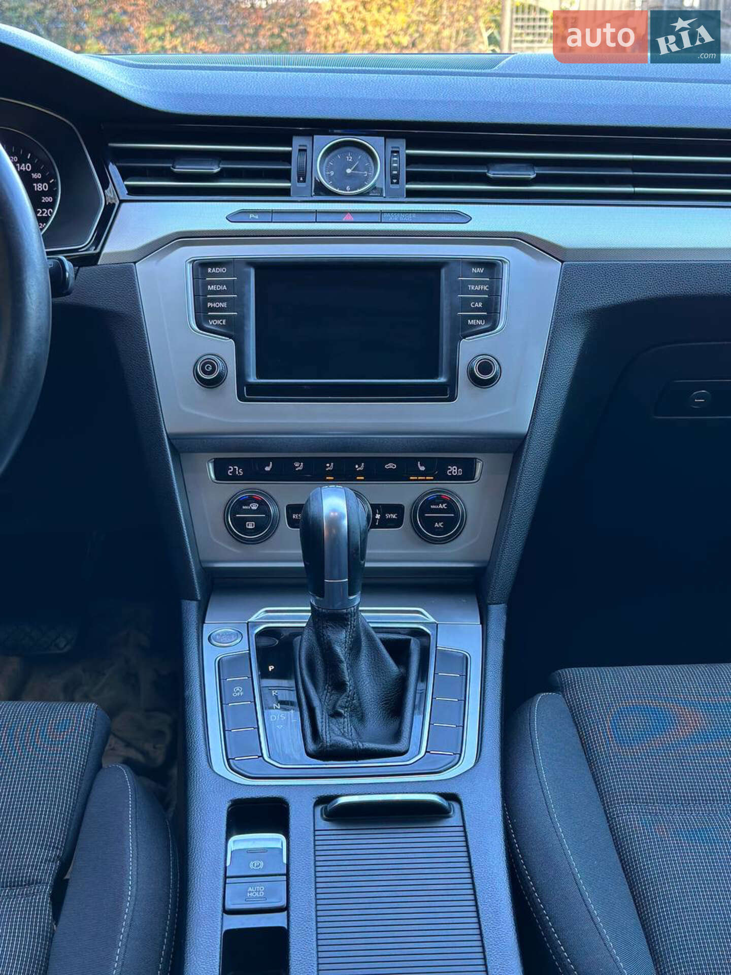 Volkswagen Passat 2015 VIN WVWZZZ3CZGE061259 фото оголошення 32 з 48