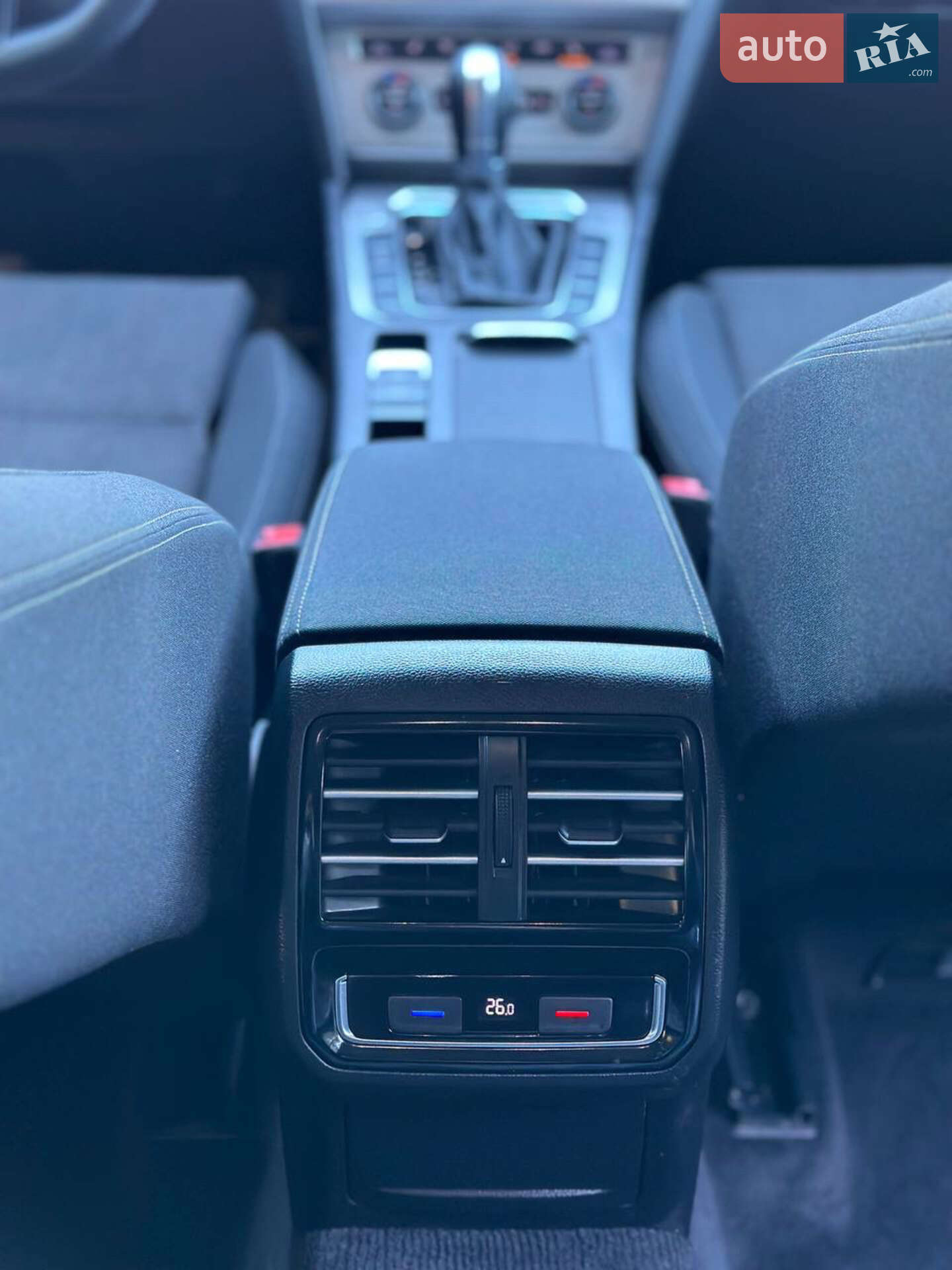 Volkswagen Passat 2015 VIN WVWZZZ3CZGE061259 фото оголошення 33 з 48