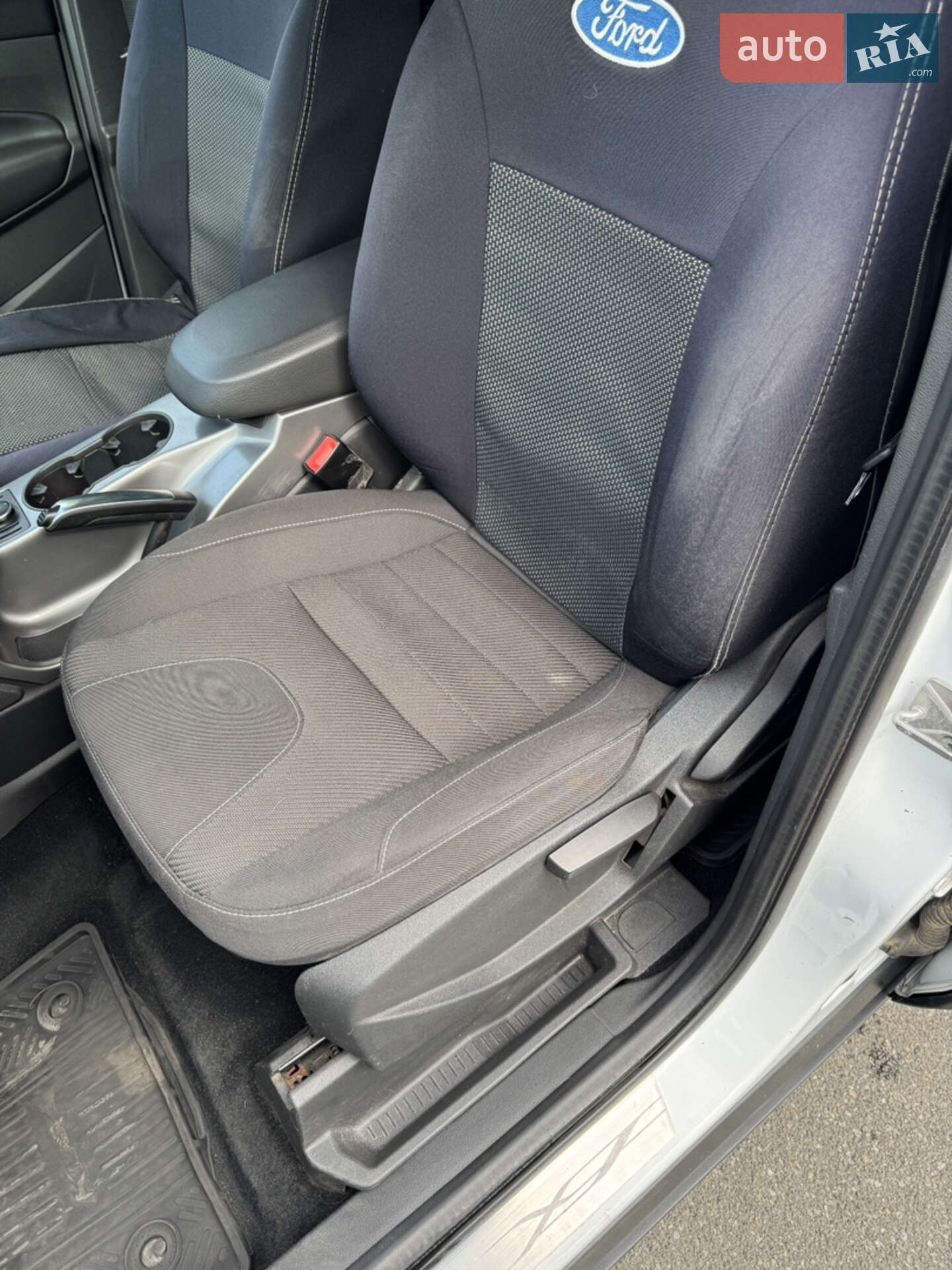 Ford Kuga 2013 VIN WF0AXXWPMADC44243 фото оголошення 29 з 41