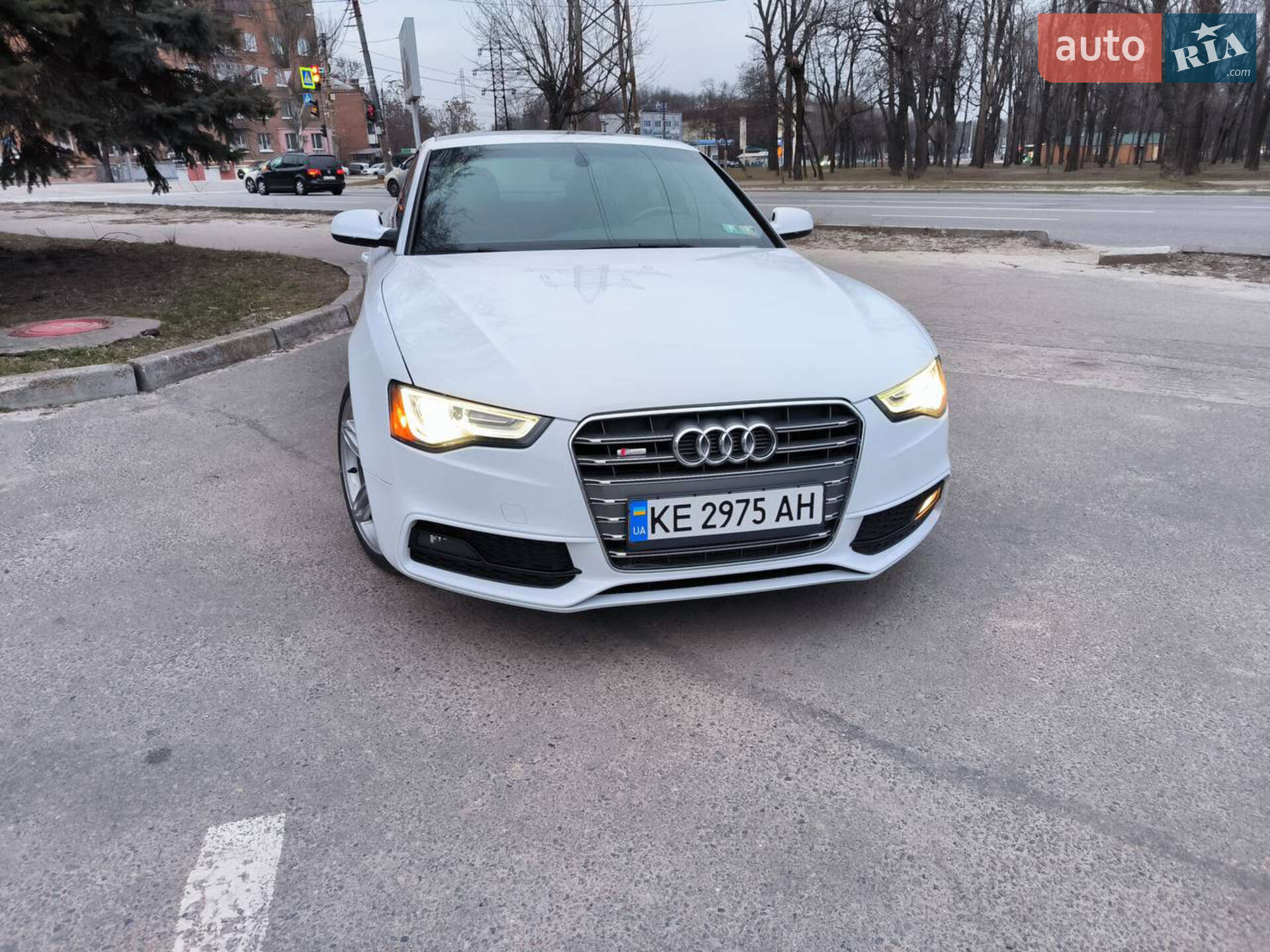 Audi A5 2013 VIN WAUWFAFR7DA062271 фото оголошення 6 з 12