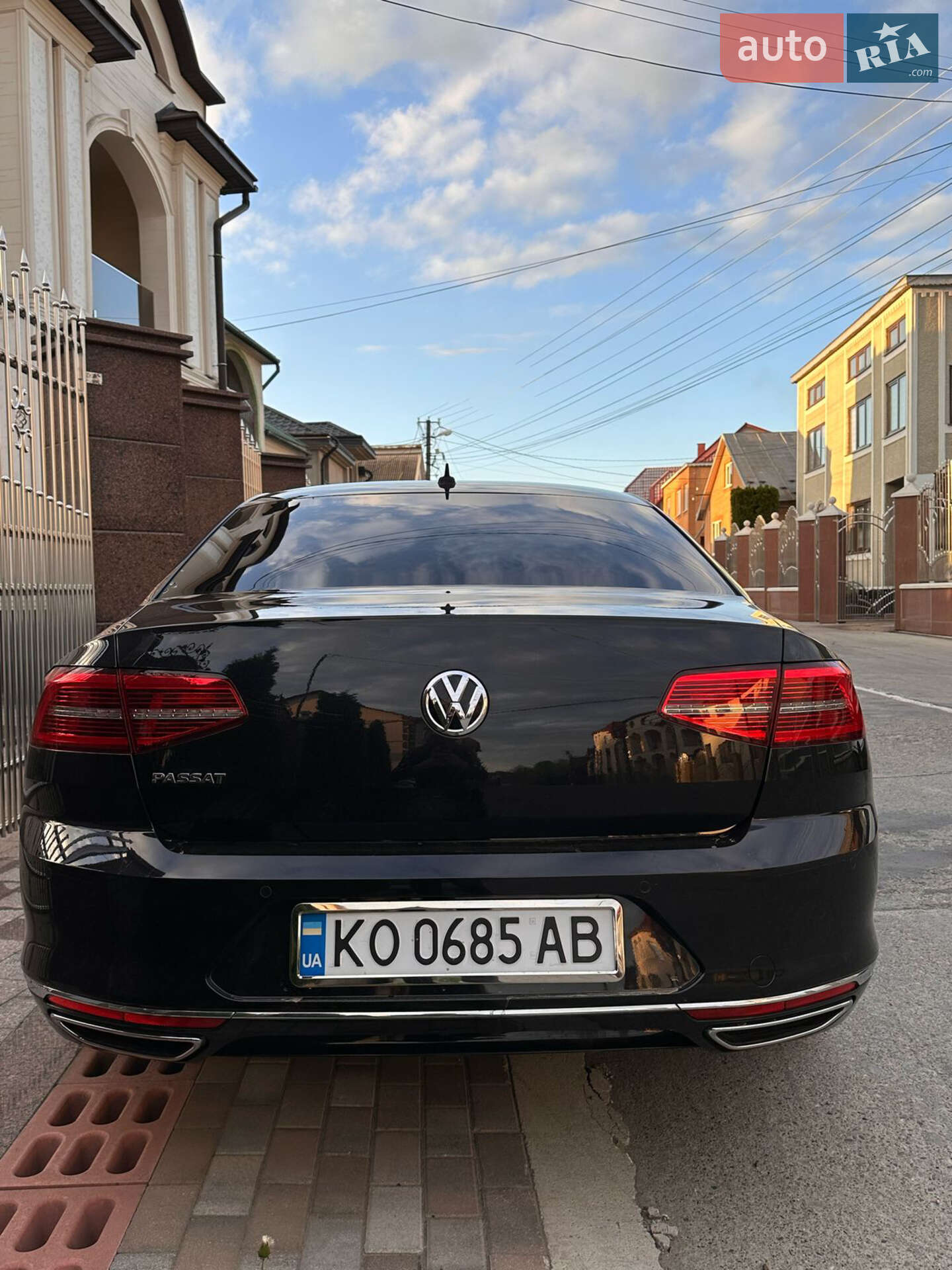 Volkswagen Passat 2018 VIN WVWZZZ3CZKE017951 фото оголошення 4 з 32