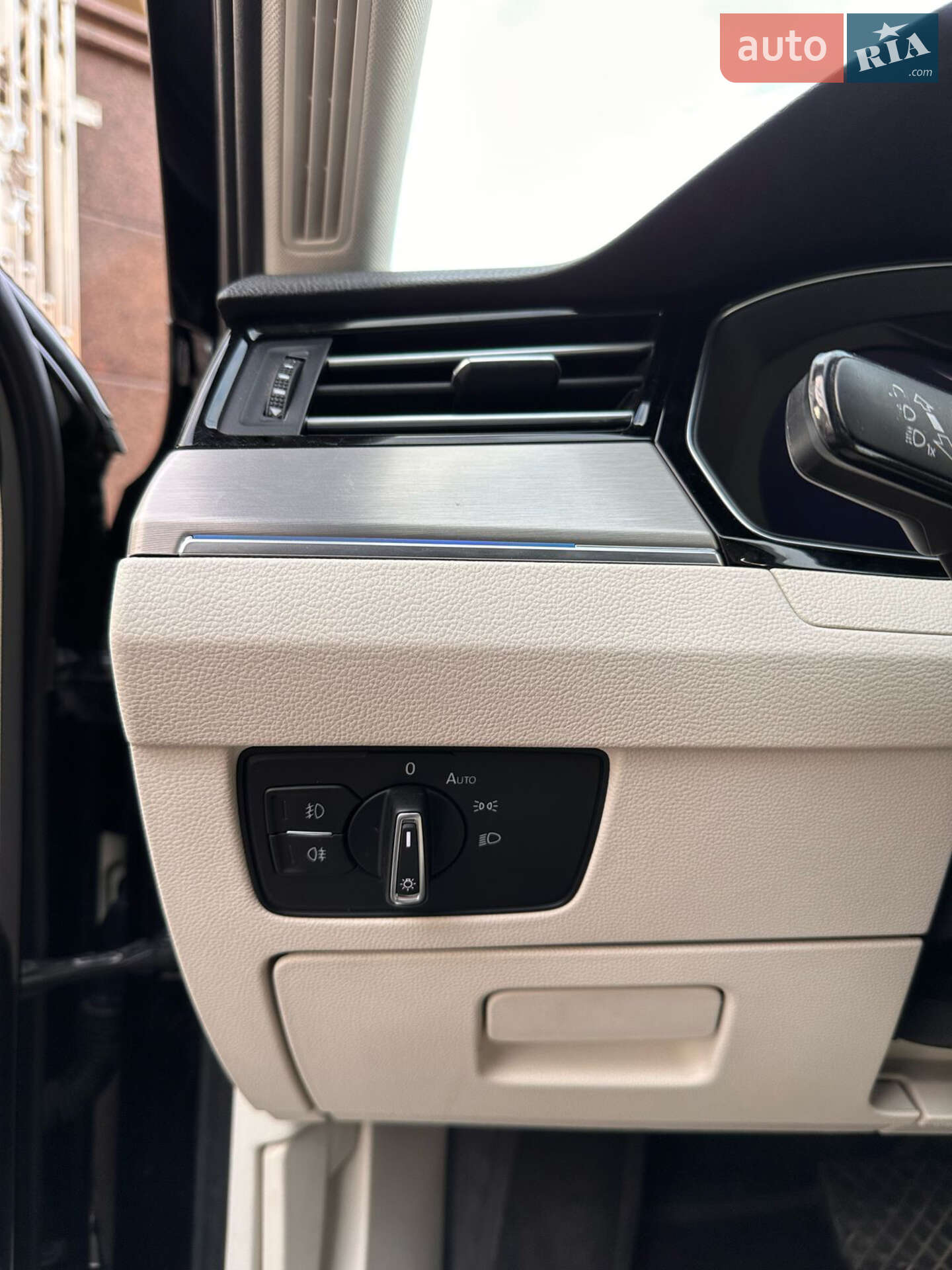 Volkswagen Passat 2018 VIN WVWZZZ3CZKE017951 фото оголошення 21 з 32