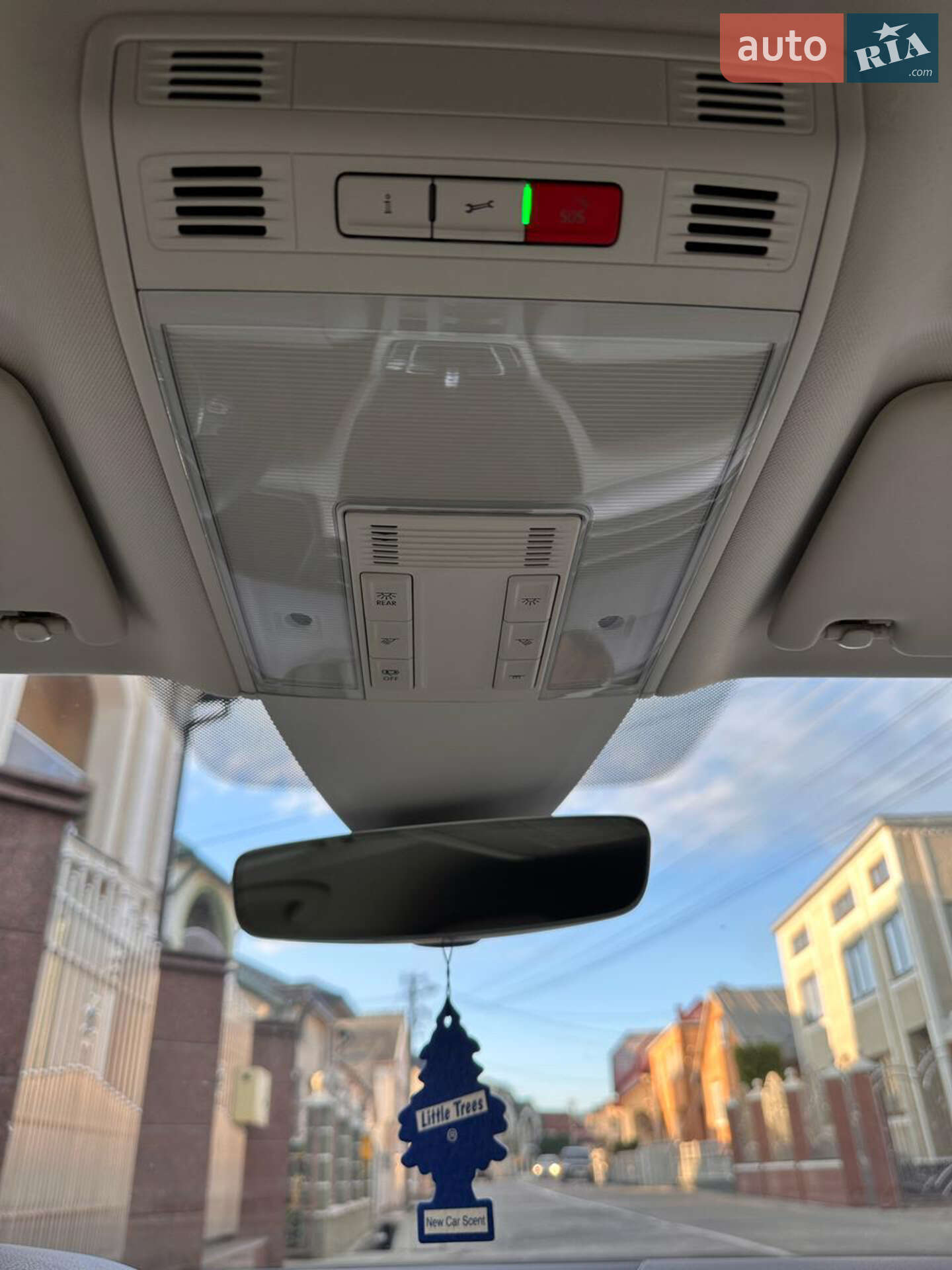 Volkswagen Passat 2018 VIN WVWZZZ3CZKE017951 фото оголошення 26 з 32